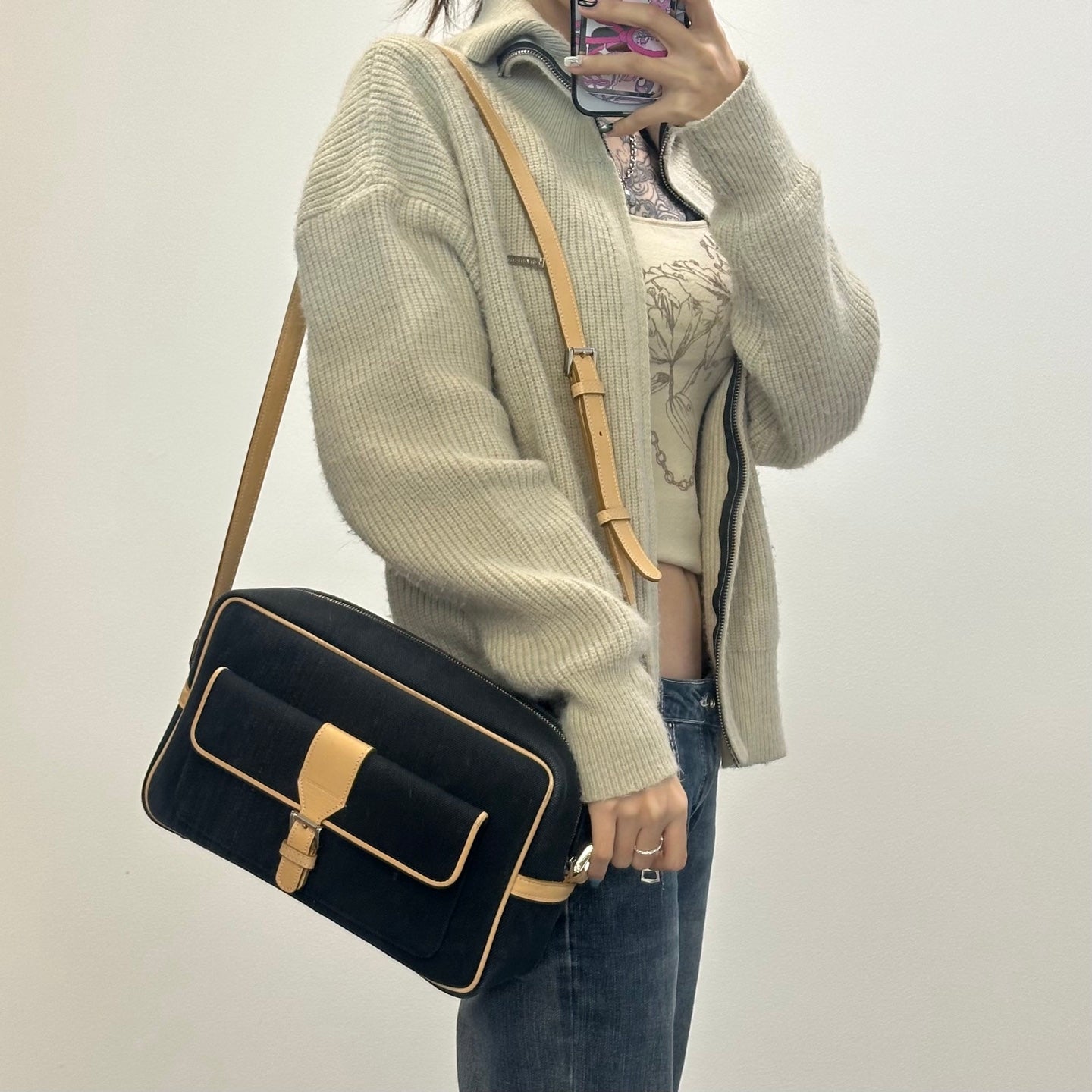 Burberry Black Beige Canvas Leather Camera Bag [Used]