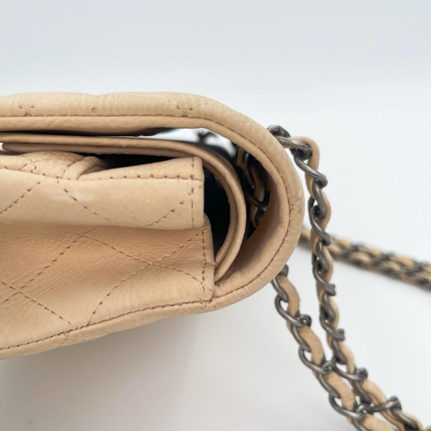 Chanel Classic Flap 25 Nude Aged Leather Silver Hardware [Used]