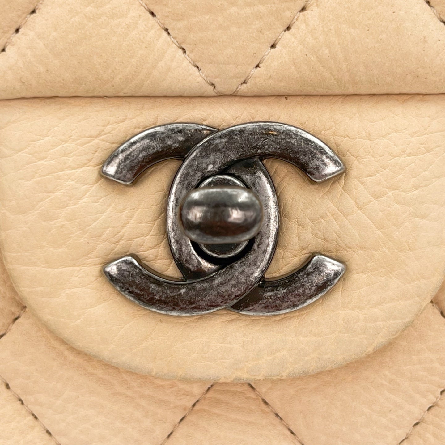 Chanel Classic Flap 25 Nude Aged Leather Silver Hardware [Used]
