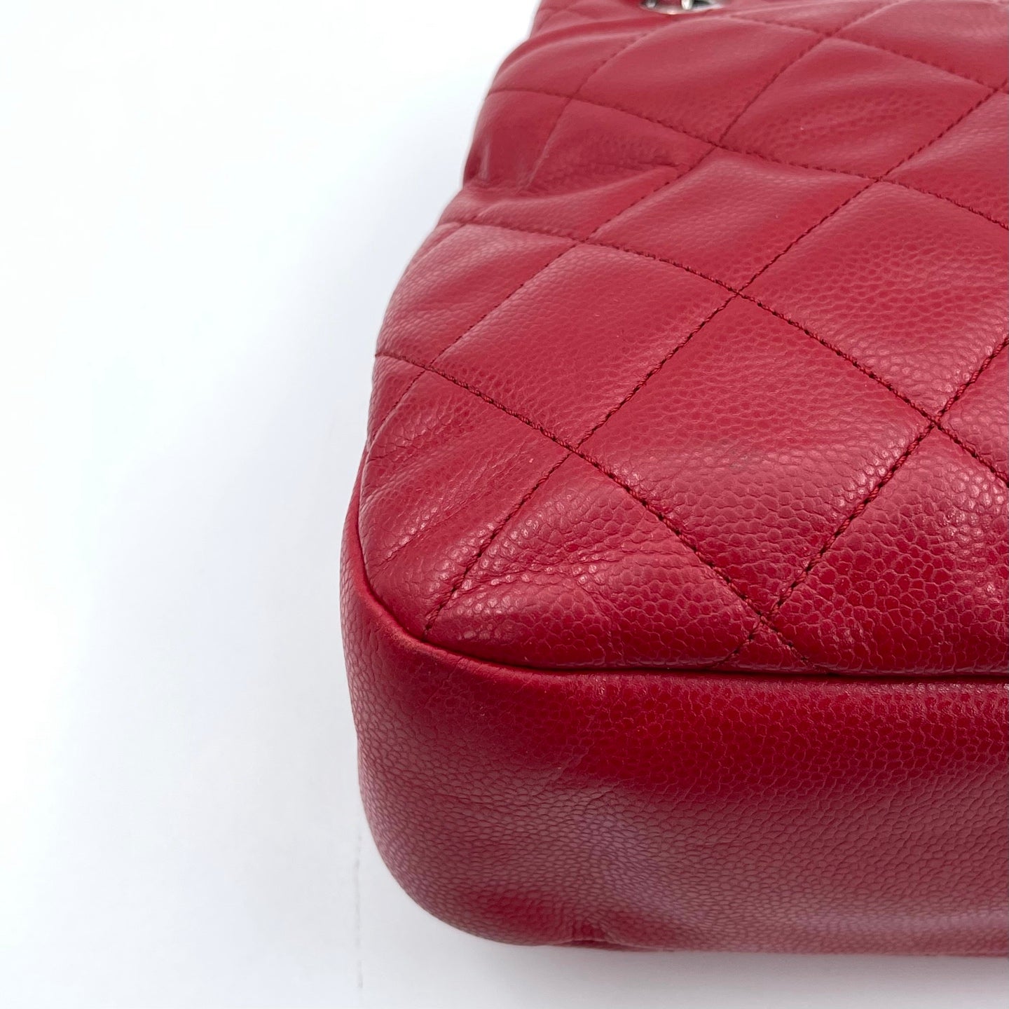 Chanel Red Caviar Leather Chain Tote Bag Silver Hardware [Used]