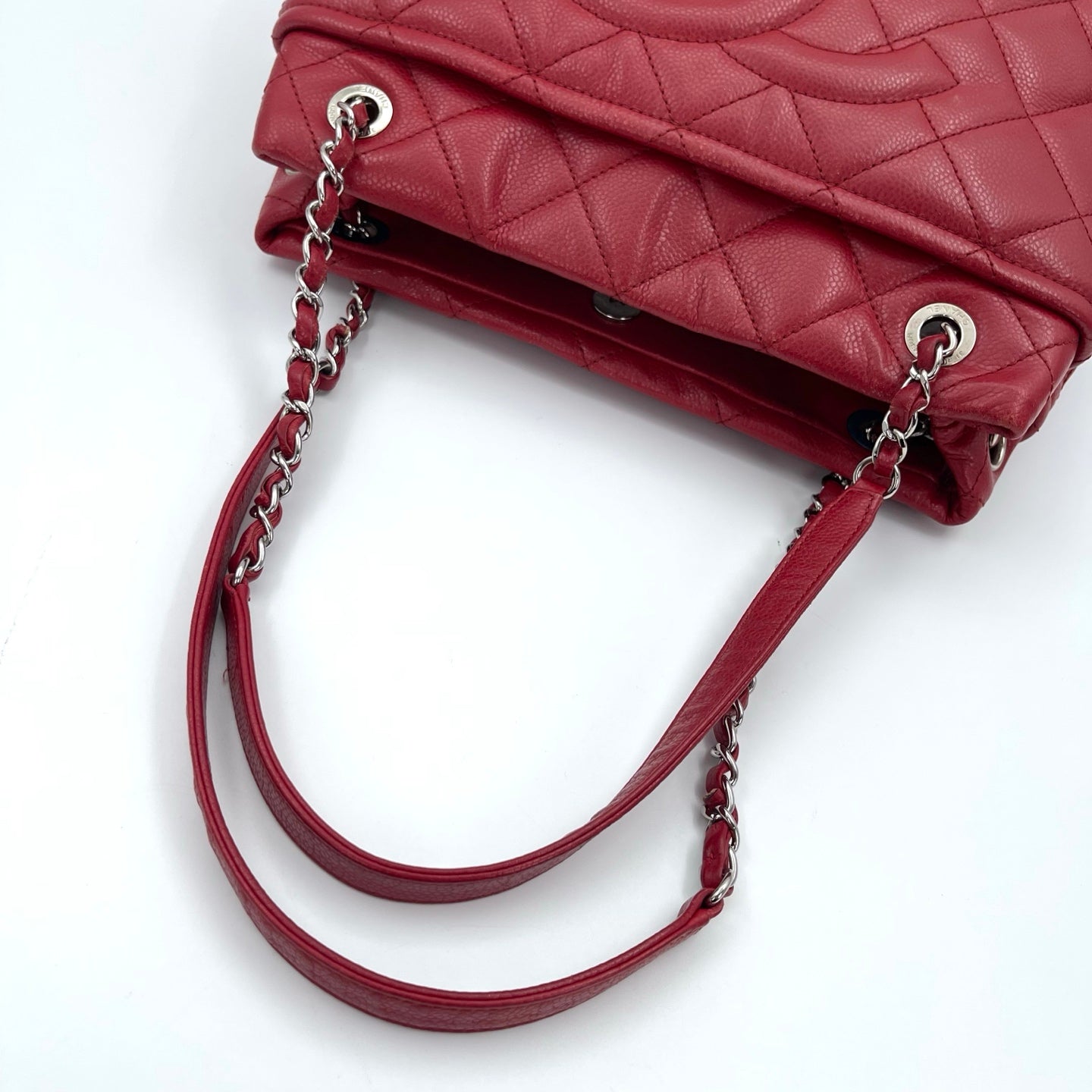 Chanel Red Caviar Leather Chain Tote Bag Silver Hardware [Used]