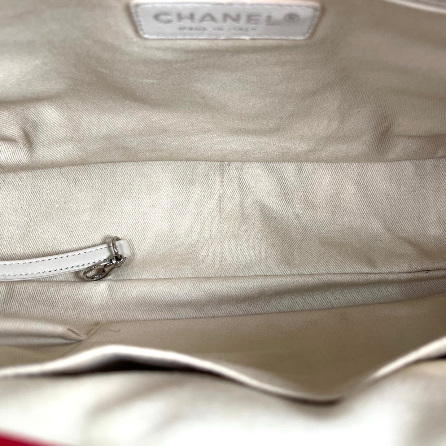 Chanel Red Caviar Leather Chain Tote Bag Silver Hardware [Used]