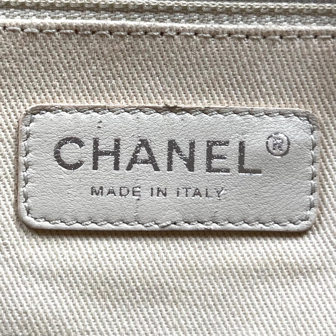 Chanel Red Caviar Leather Chain Tote Bag Silver Hardware [Used]
