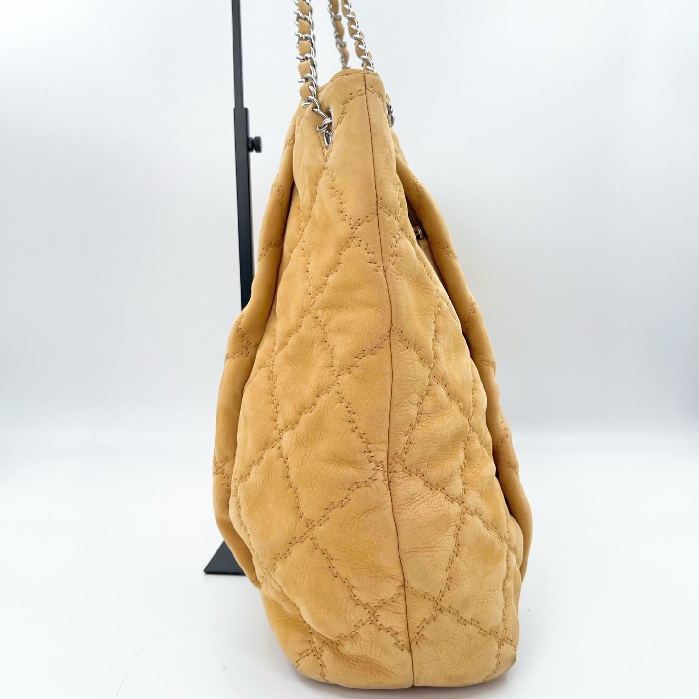 Chanel Oat Beige Calfskin Hobo Tote Bag [Used]
