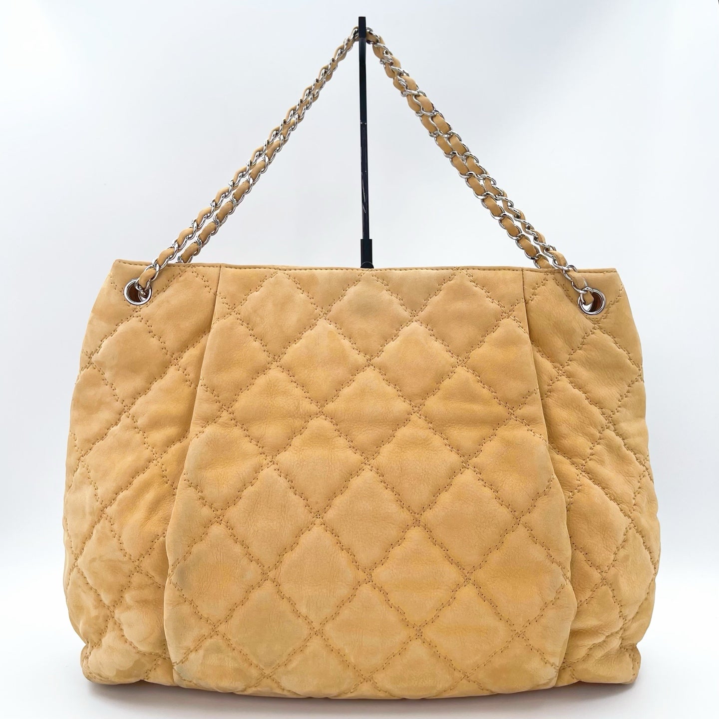 Chanel Oat Beige Calfskin Hobo Tote Bag [Used]