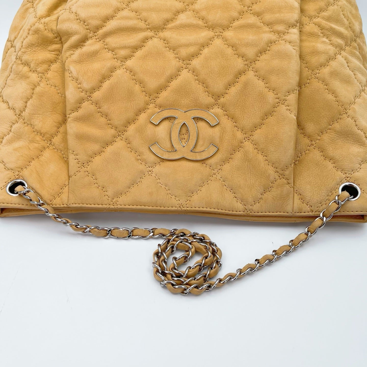 Chanel Oat Beige Calfskin Hobo Tote Bag [Used]
