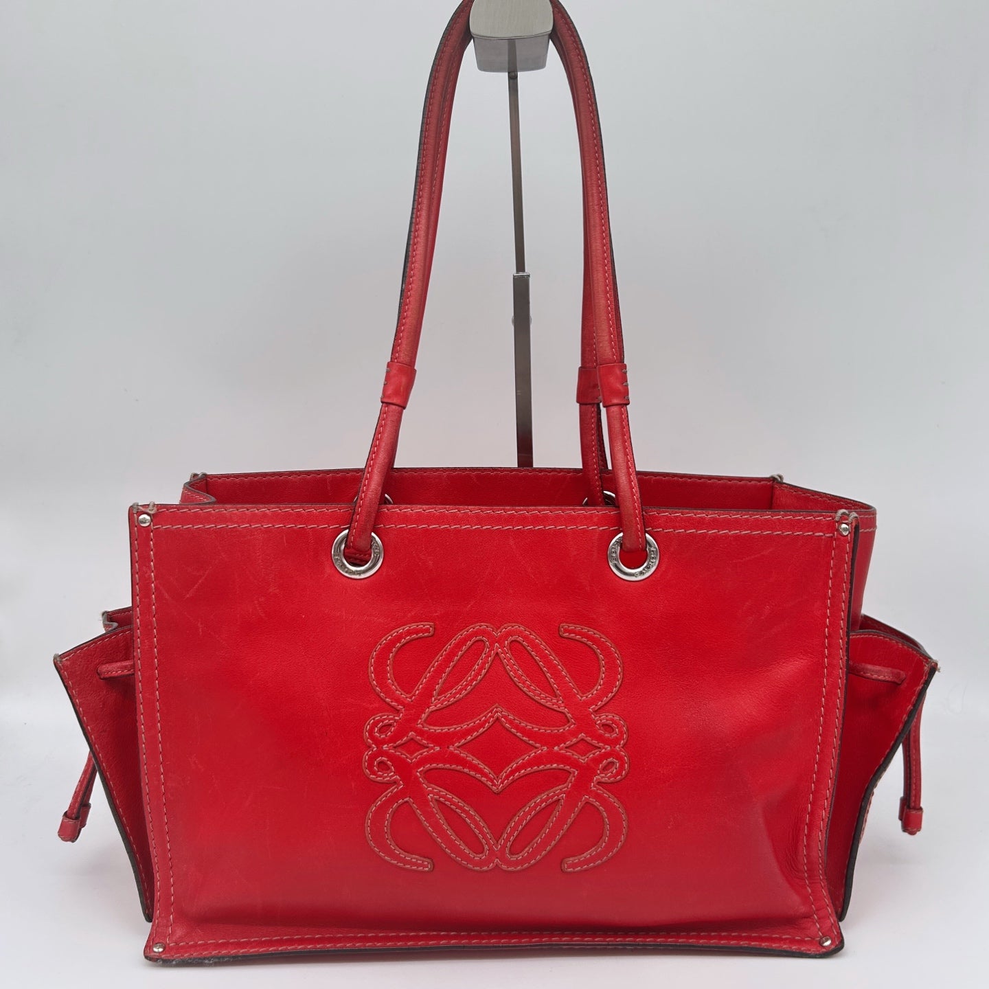 Loewe Red Anagram Leather Shoulder Tote Bag [Used]