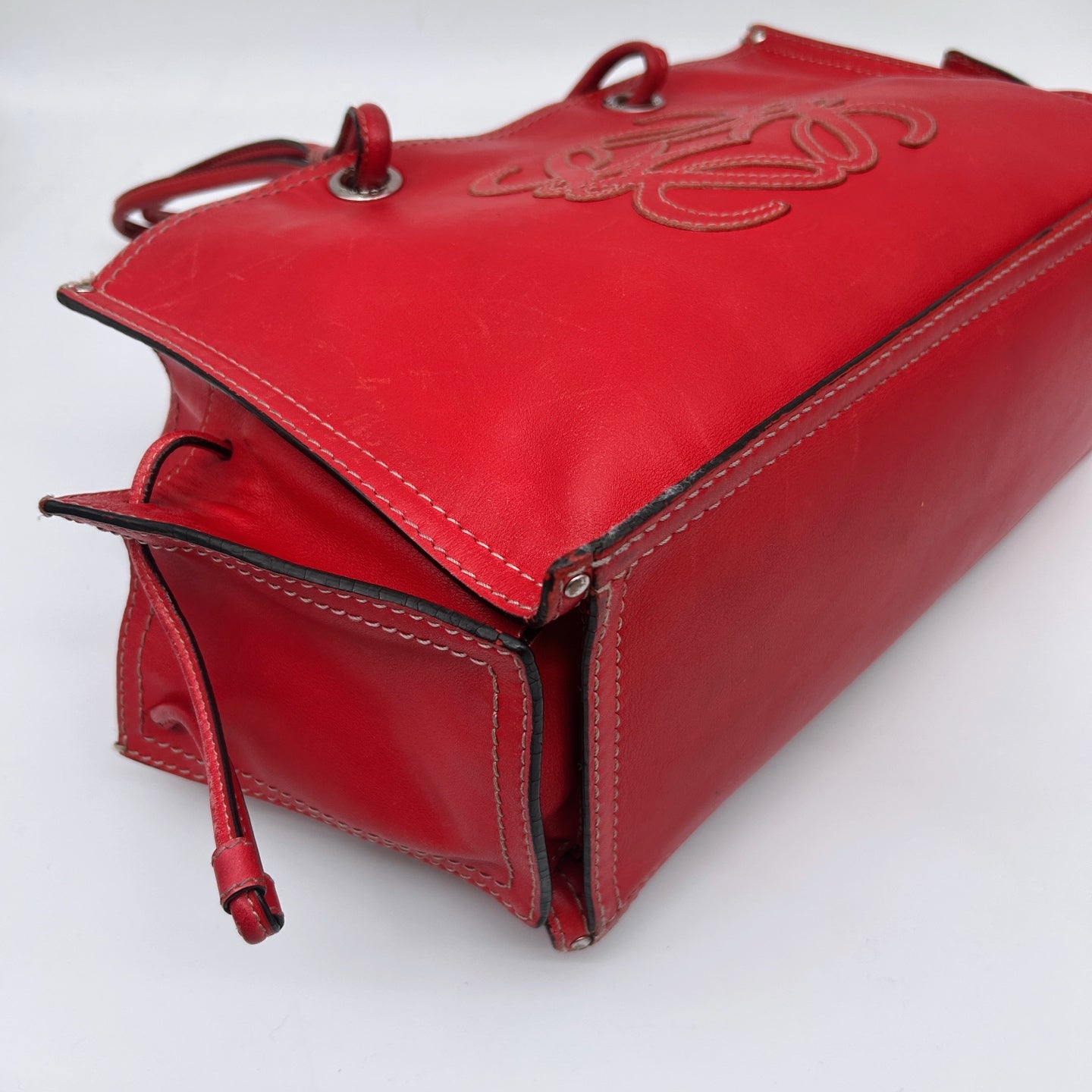 Loewe Red Anagram Leather Shoulder Tote Bag [Used]