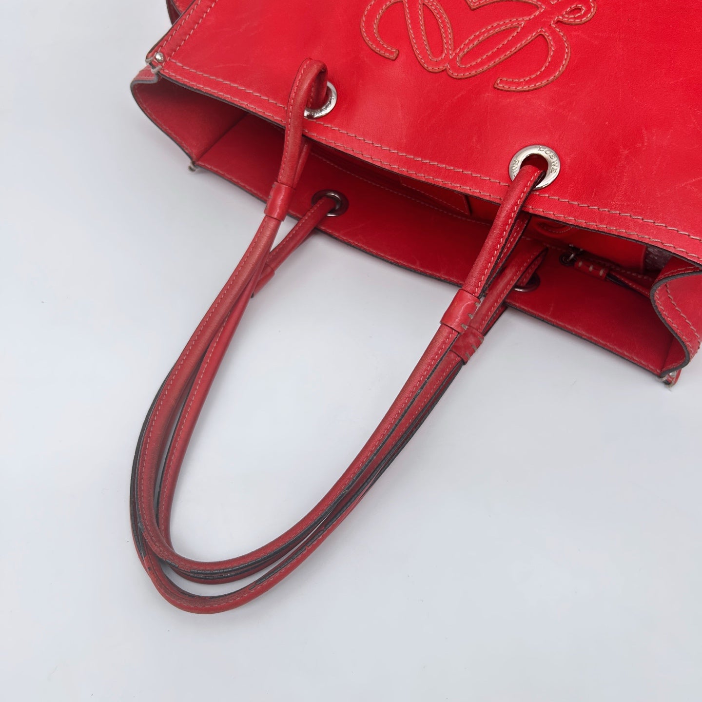 Loewe Red Anagram Leather Shoulder Tote Bag [Used]
