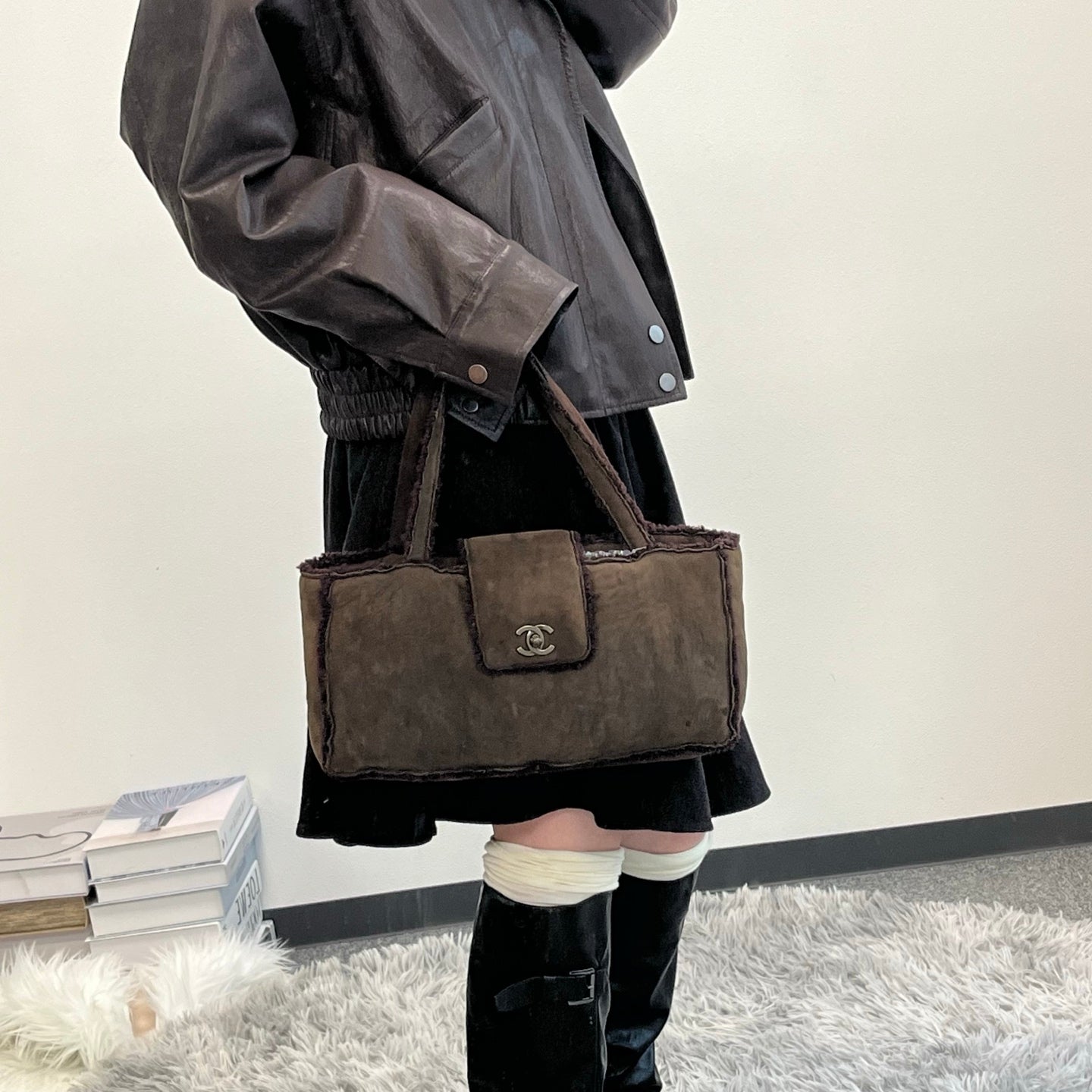 Chanel Brown Suede Shearling Trim Small Shoulder Tote Bag [Used]