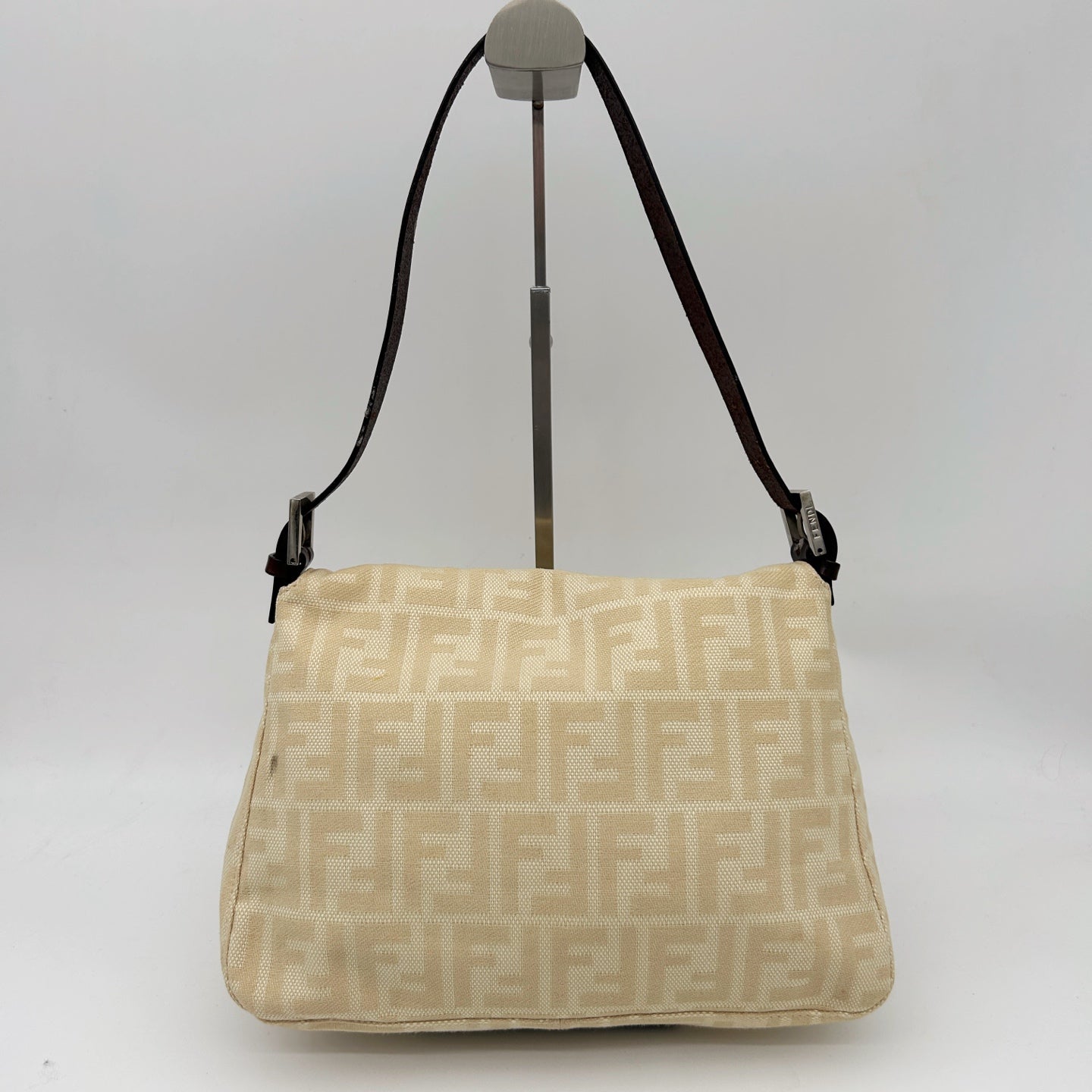 Fendi Baguette Large Beige Zucca Fabric Shoulder Bag [Used]