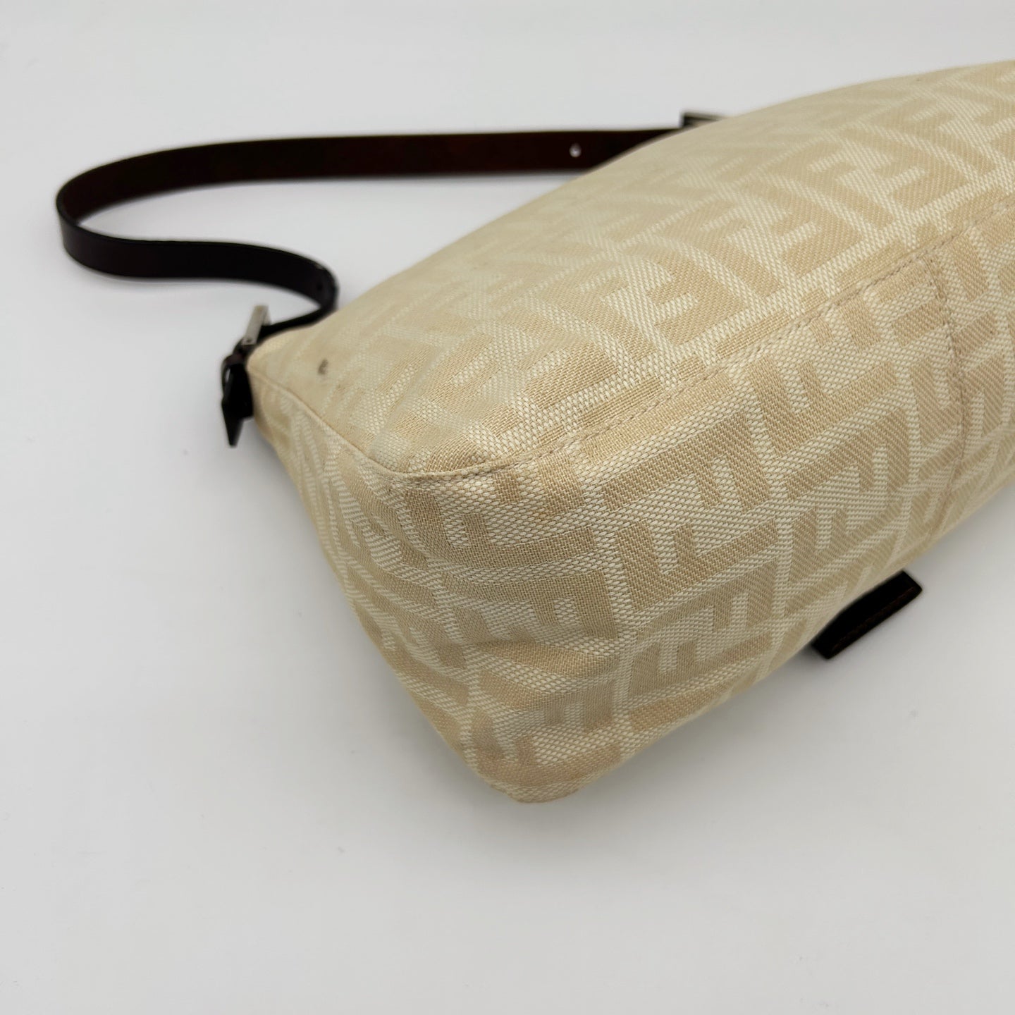 Fendi Baguette Large Beige Zucca Fabric Shoulder Bag [Used]