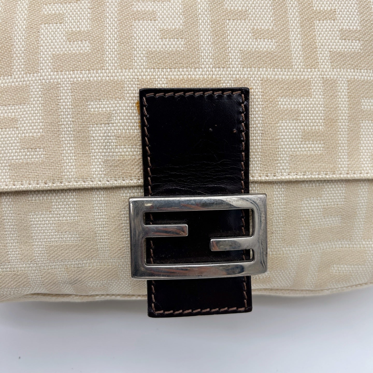 Fendi Baguette Large Beige Zucca Fabric Shoulder Bag [Used]