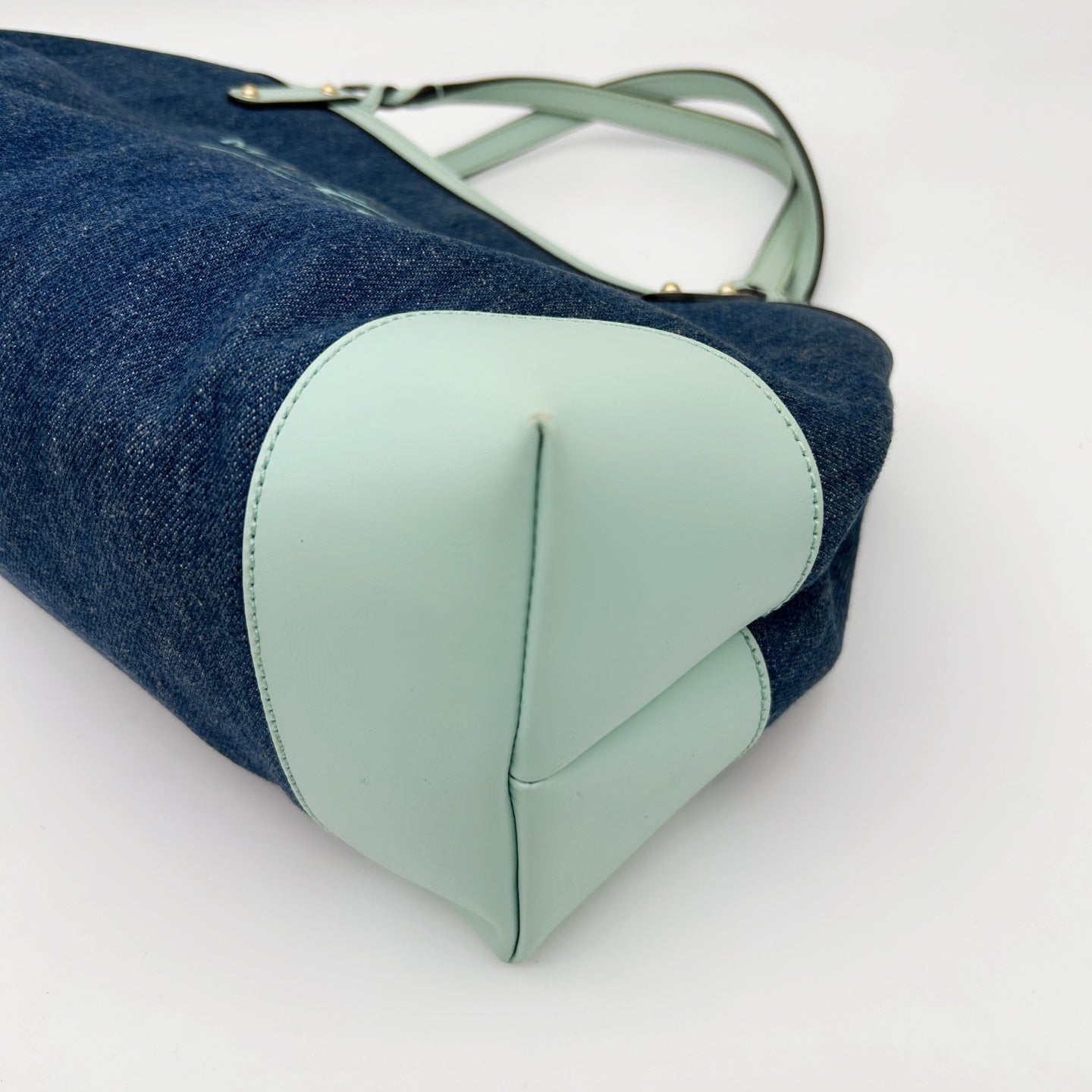 Gucci Blue Denim Leather Tote Bag [Used]