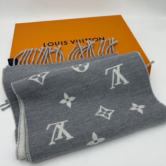 ouis Vuitton Grey Monogram Reversible Wool Scarf [Used]