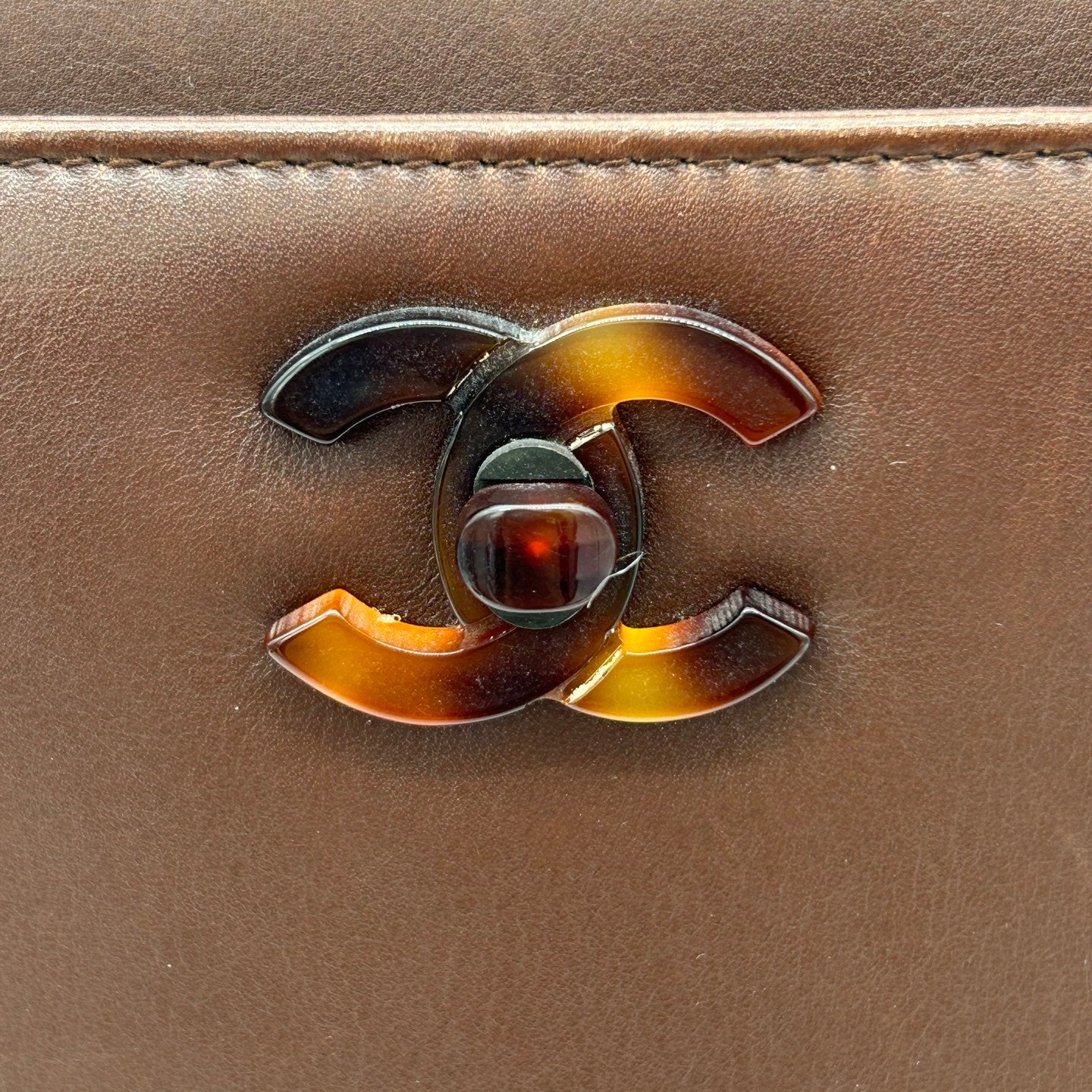 Chanel Vintage Brown Lambskin Tortoiseshell Ring Handle Tote Bag [Used]
