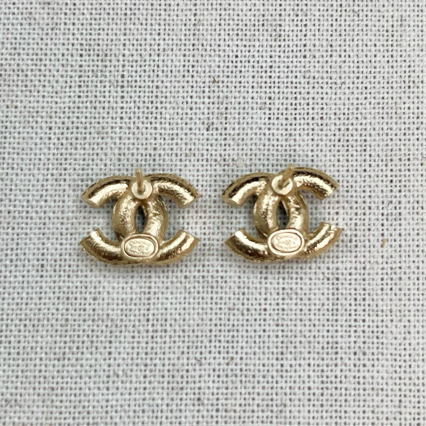 Chanel Black Gold Pearl CC Earrings [Used]