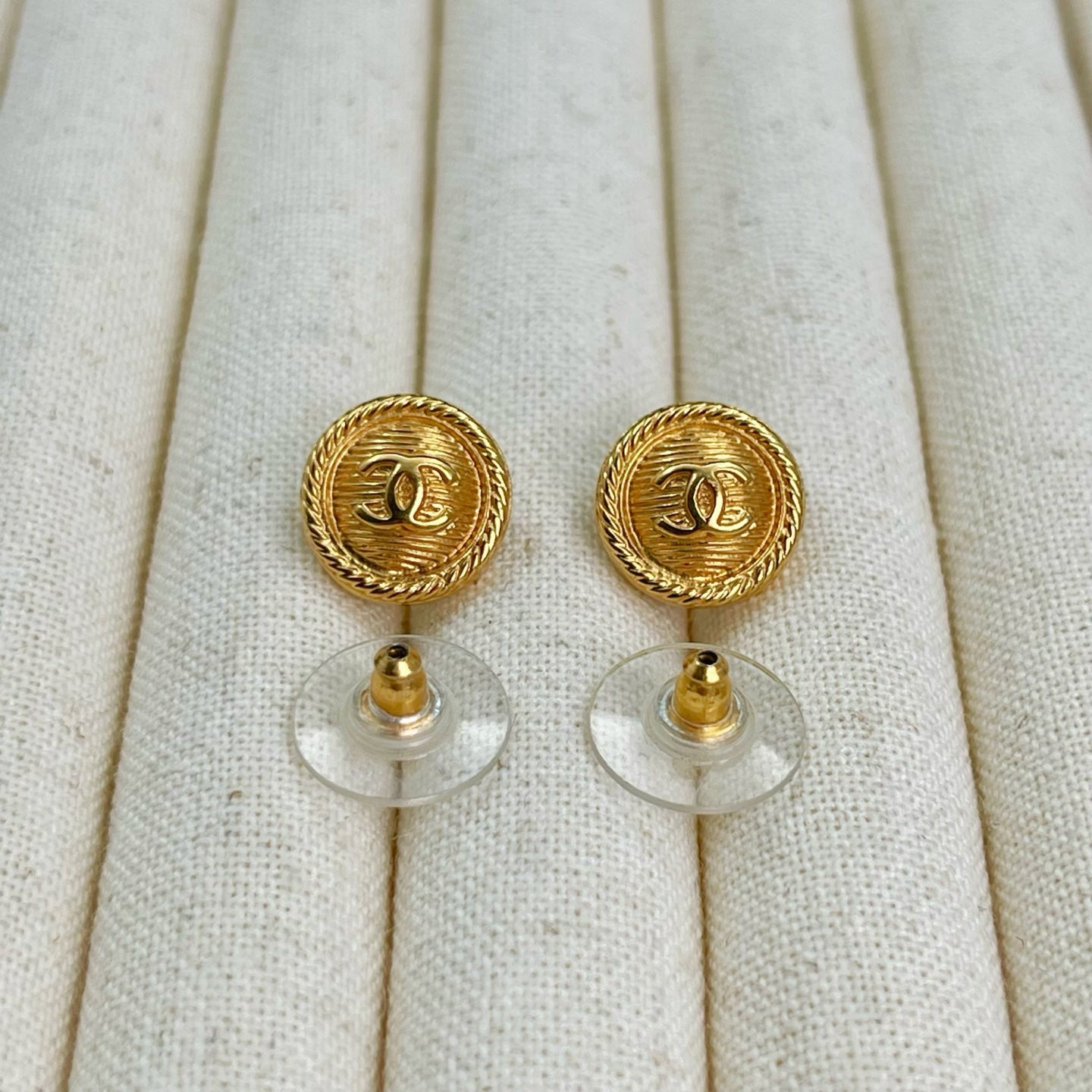 Chanel Gold CC Button Stud Earrings [Used]