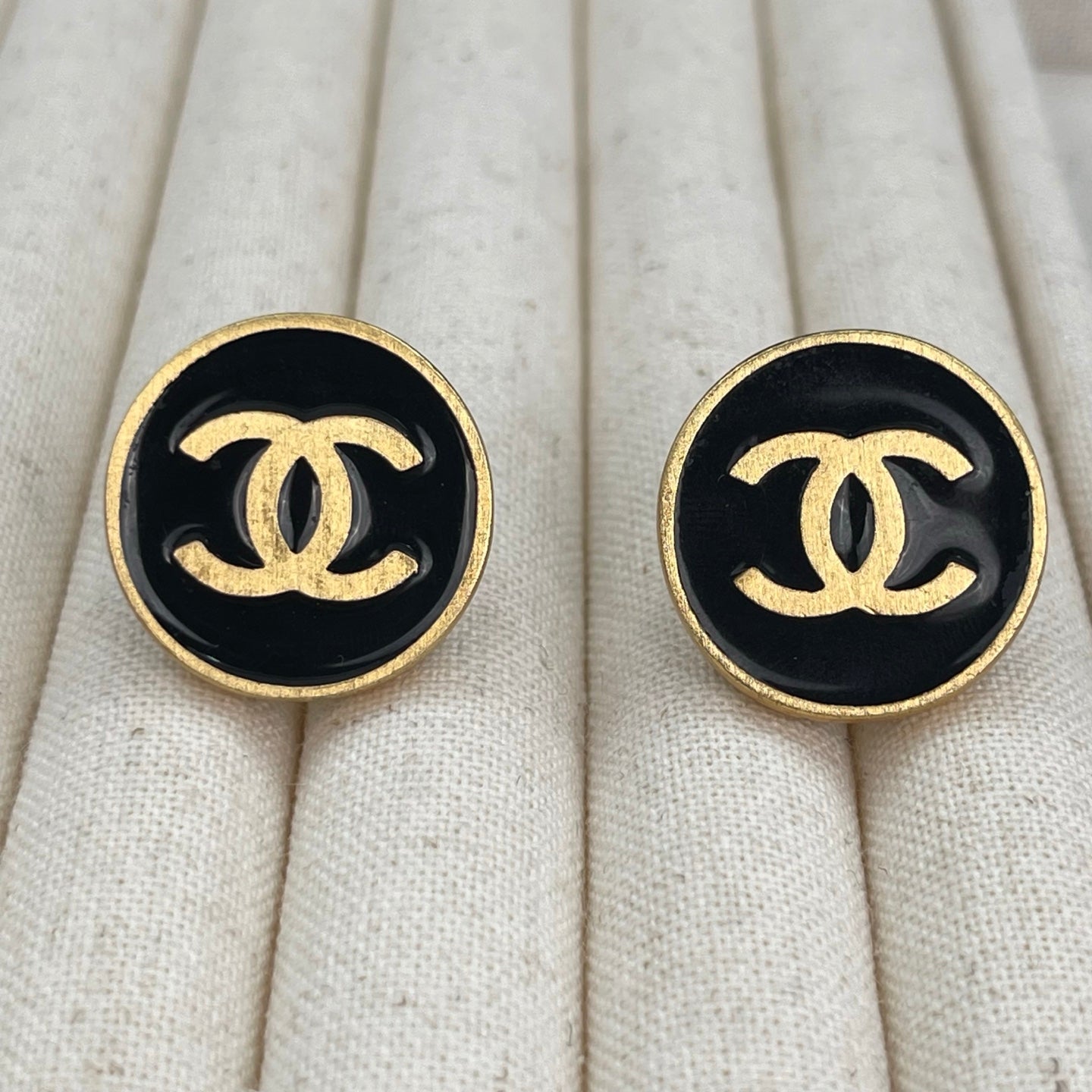Chanel Black Gold CC Button Clip-On Earrings [Used]
