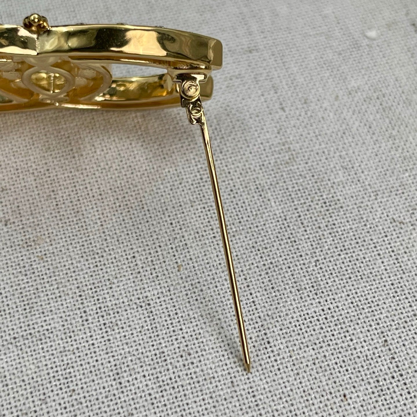 Chanel Gold Openwork Crystal CC Brooch [Used]