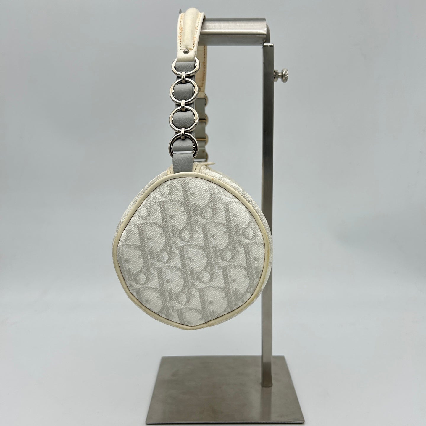 Christian Dior White Trotter Romantic Chain Hand Bag [Used]