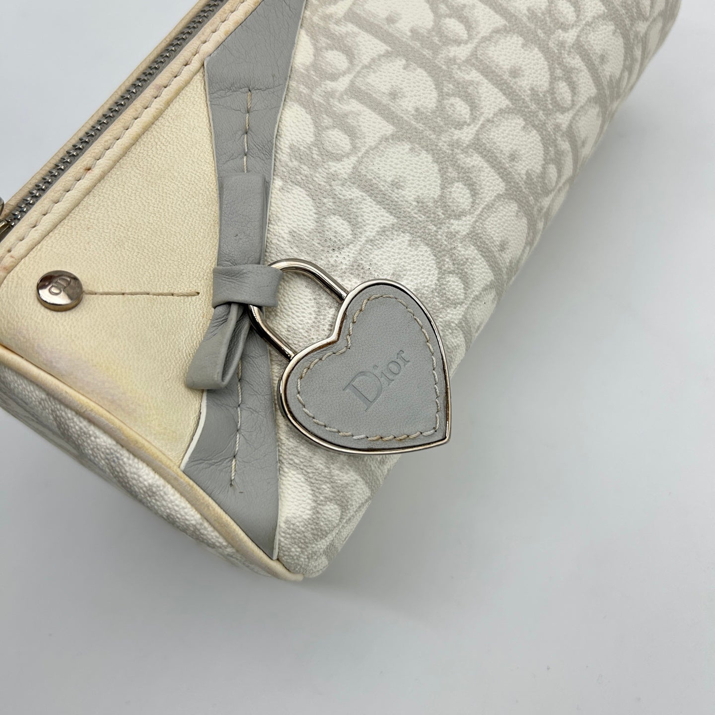 Christian Dior White Trotter Romantic Chain Hand Bag [Used]