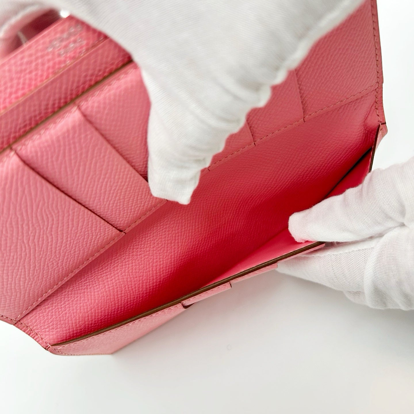 Hermès Pink Epsom Leather Béarn Wallet [Used]