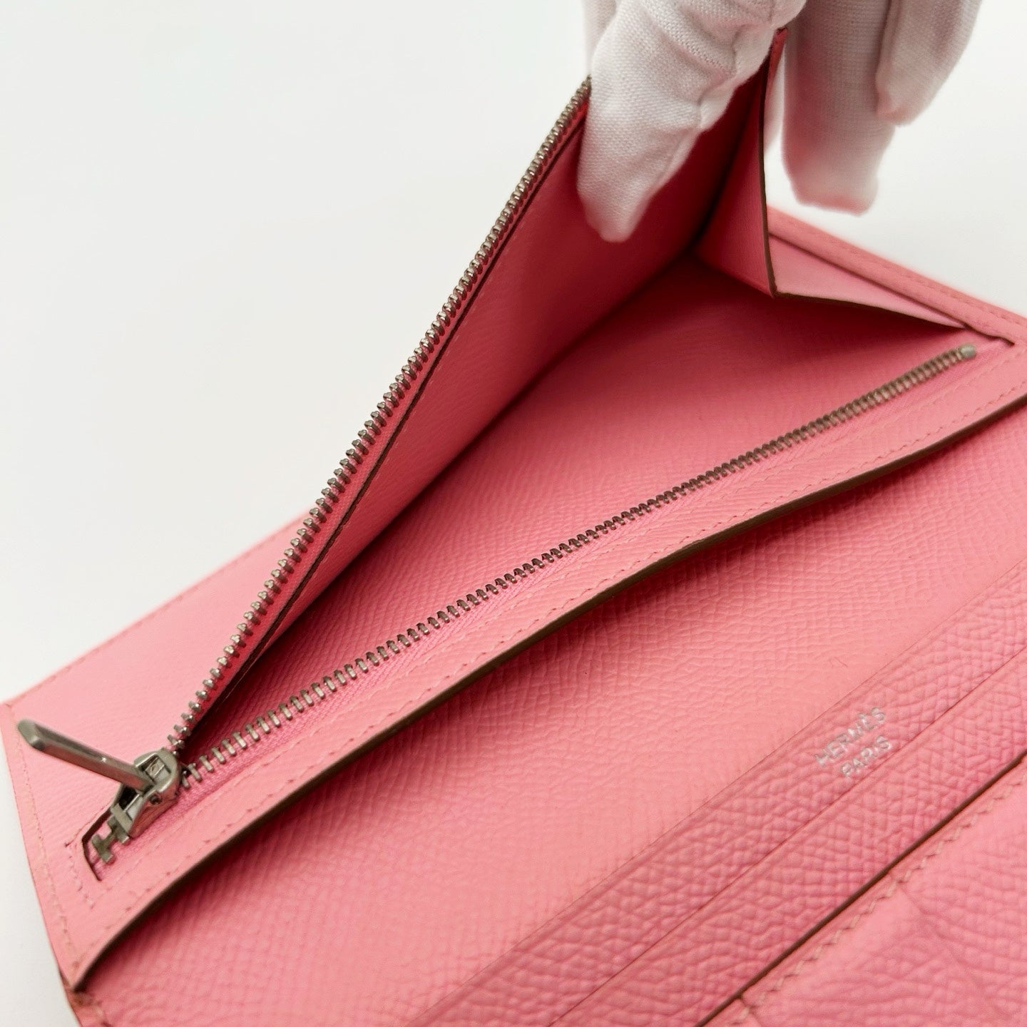 Hermès Pink Epsom Leather Béarn Wallet [Used]