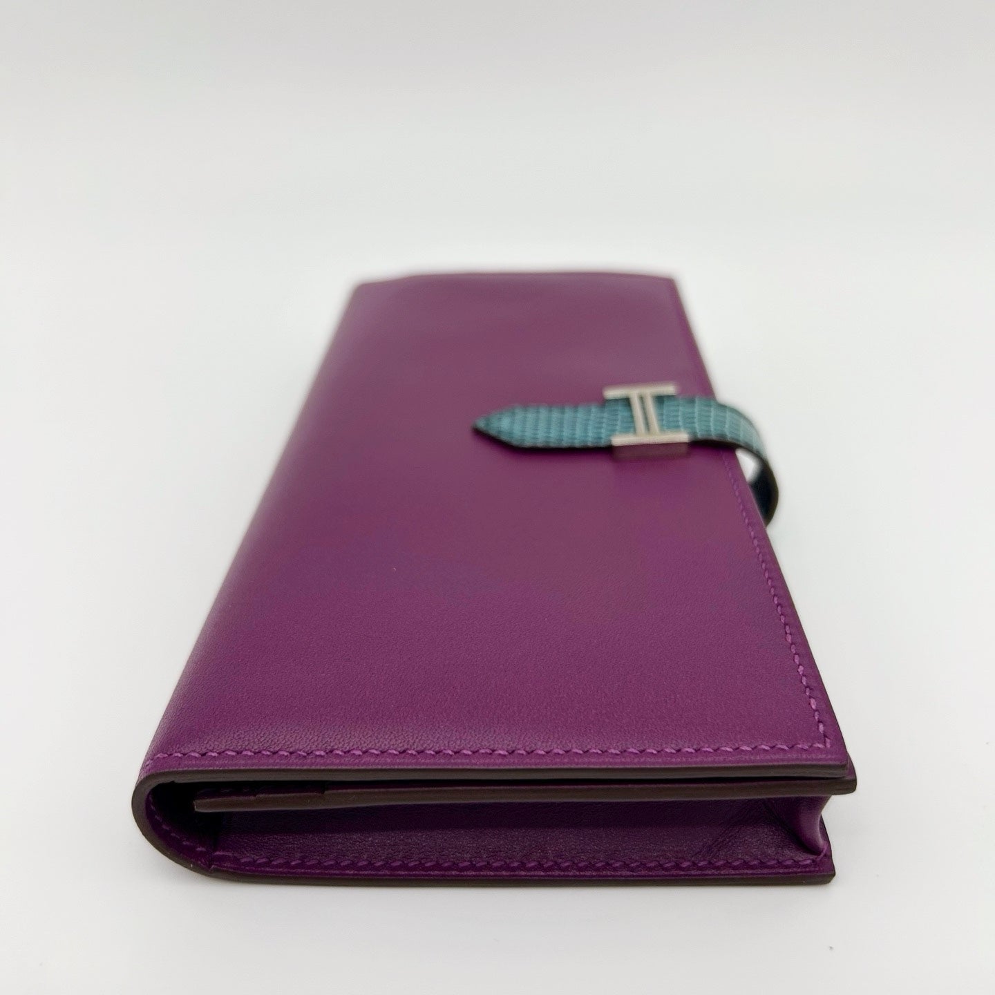 Hermès Purple Béarn Bifold Long Wallet [Used]