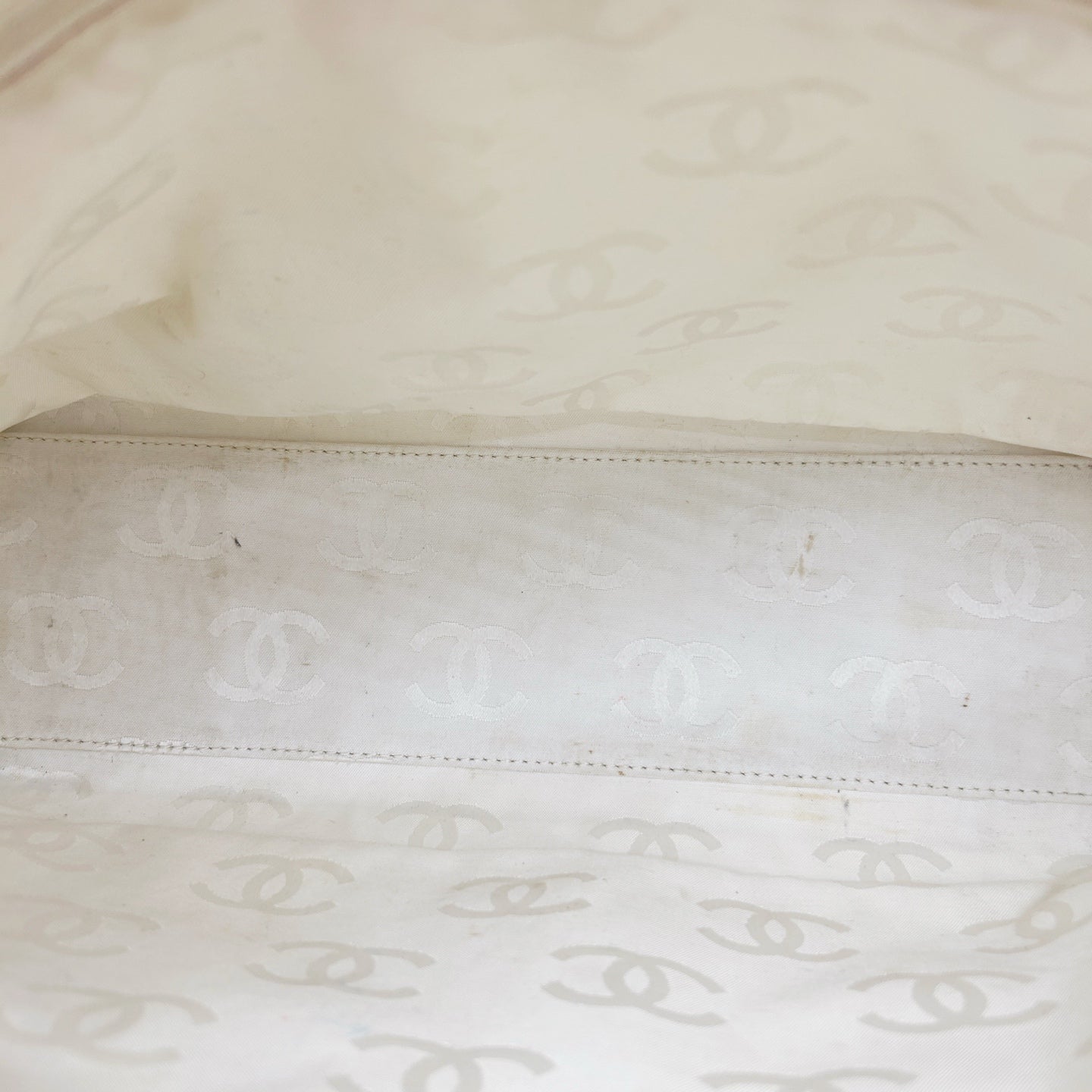 Chanel White External Stitch Shoulder Bag [Used]