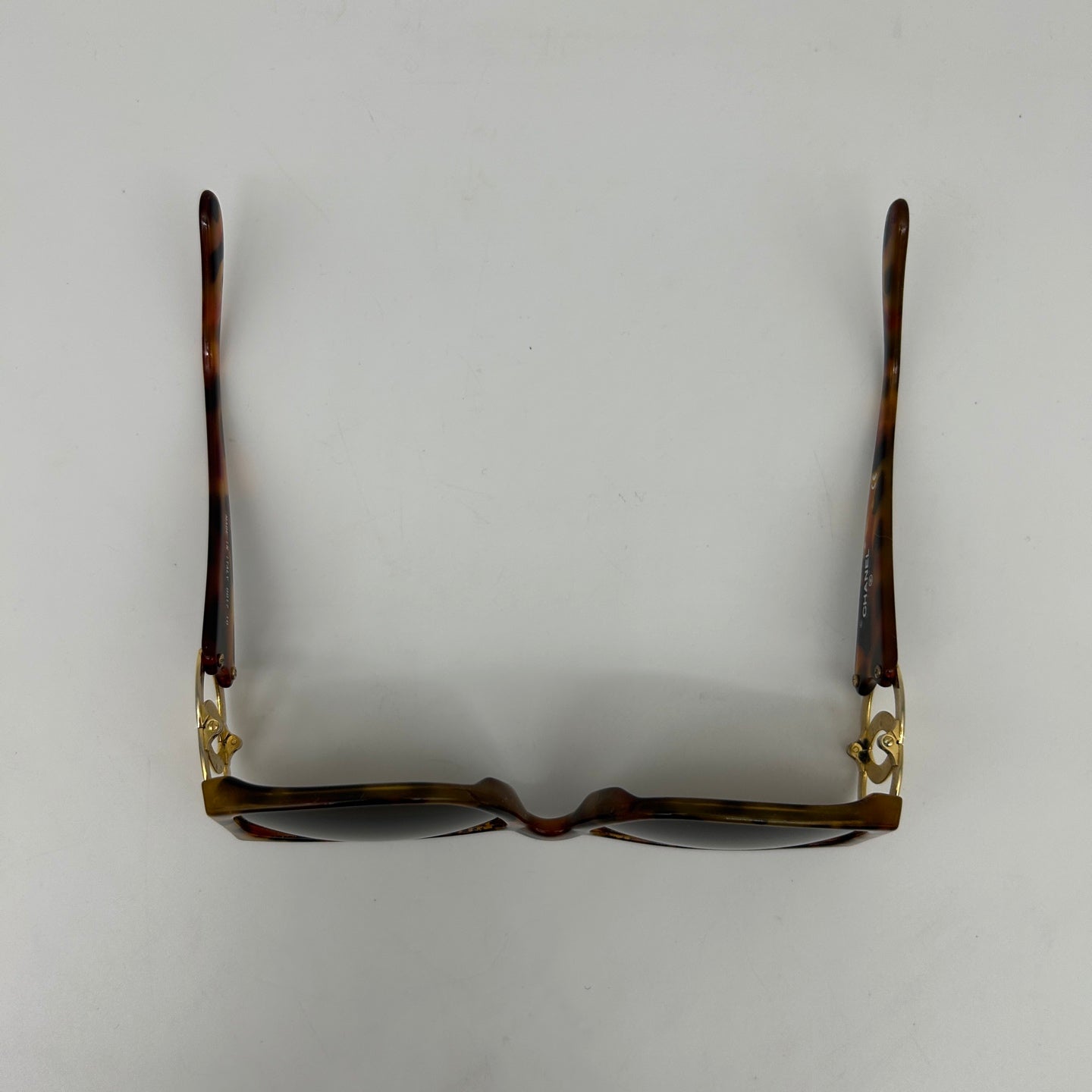Chanel Brown Tortoiseshell Sunglasses [Used]