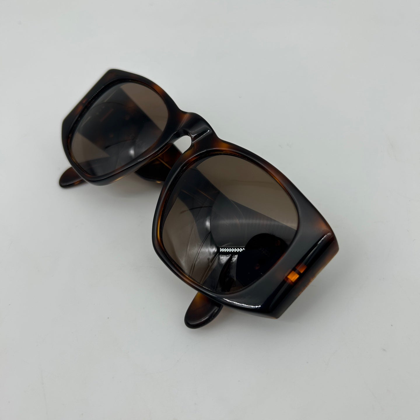 Chanel Brown Tortoiseshell Sunglasses [Used]