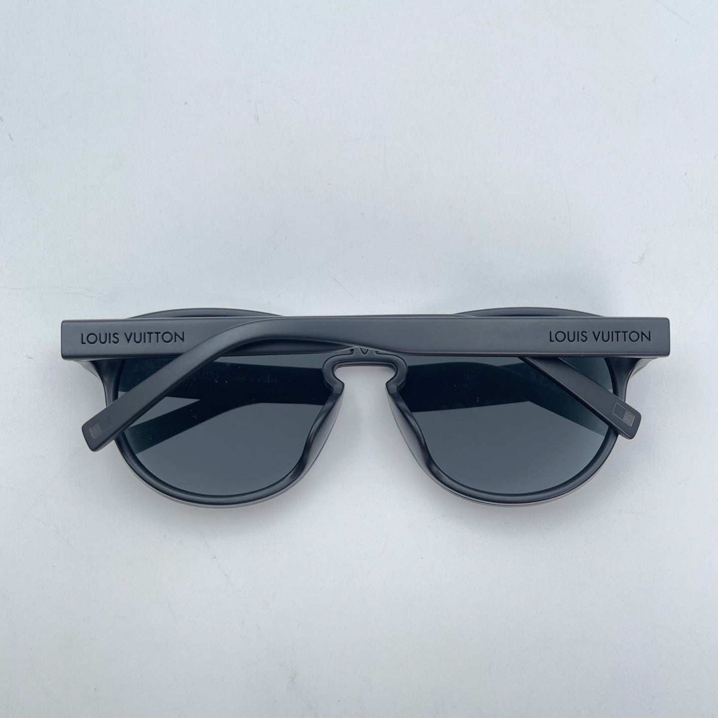 Louis Vuitton Monogram Sunglasses [Used]