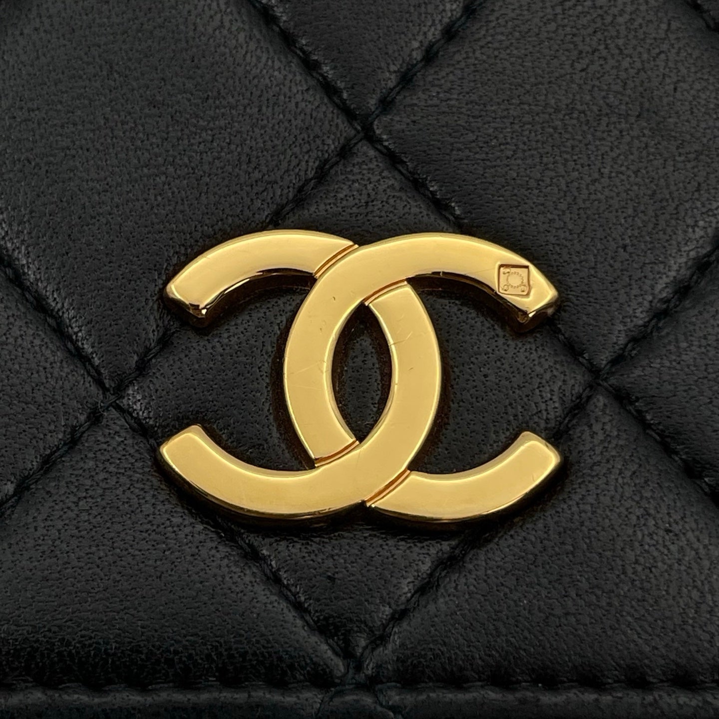 Chanel Black Lambskin Flap Chain Bag [Used]