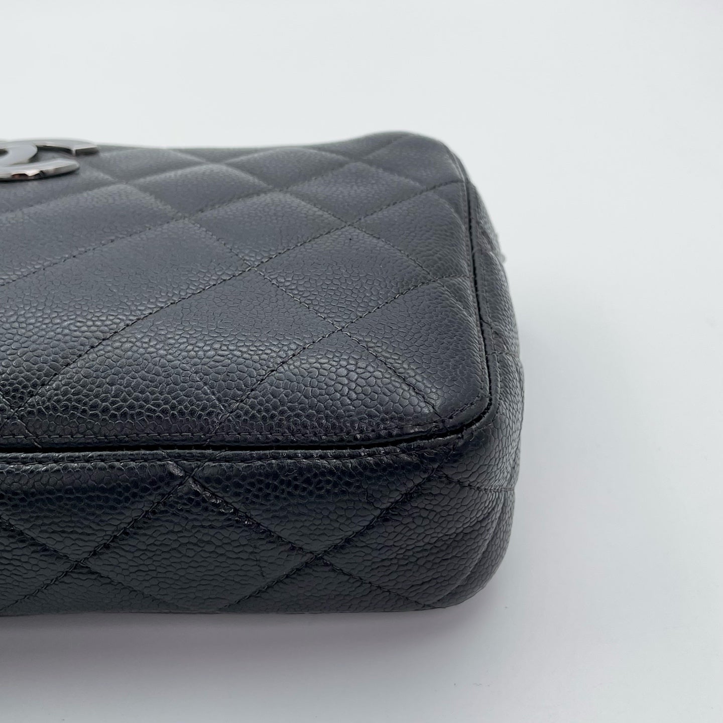 Chanel Black Caviar Leather Chain Shoulder Bag Silver Hardware [Used]