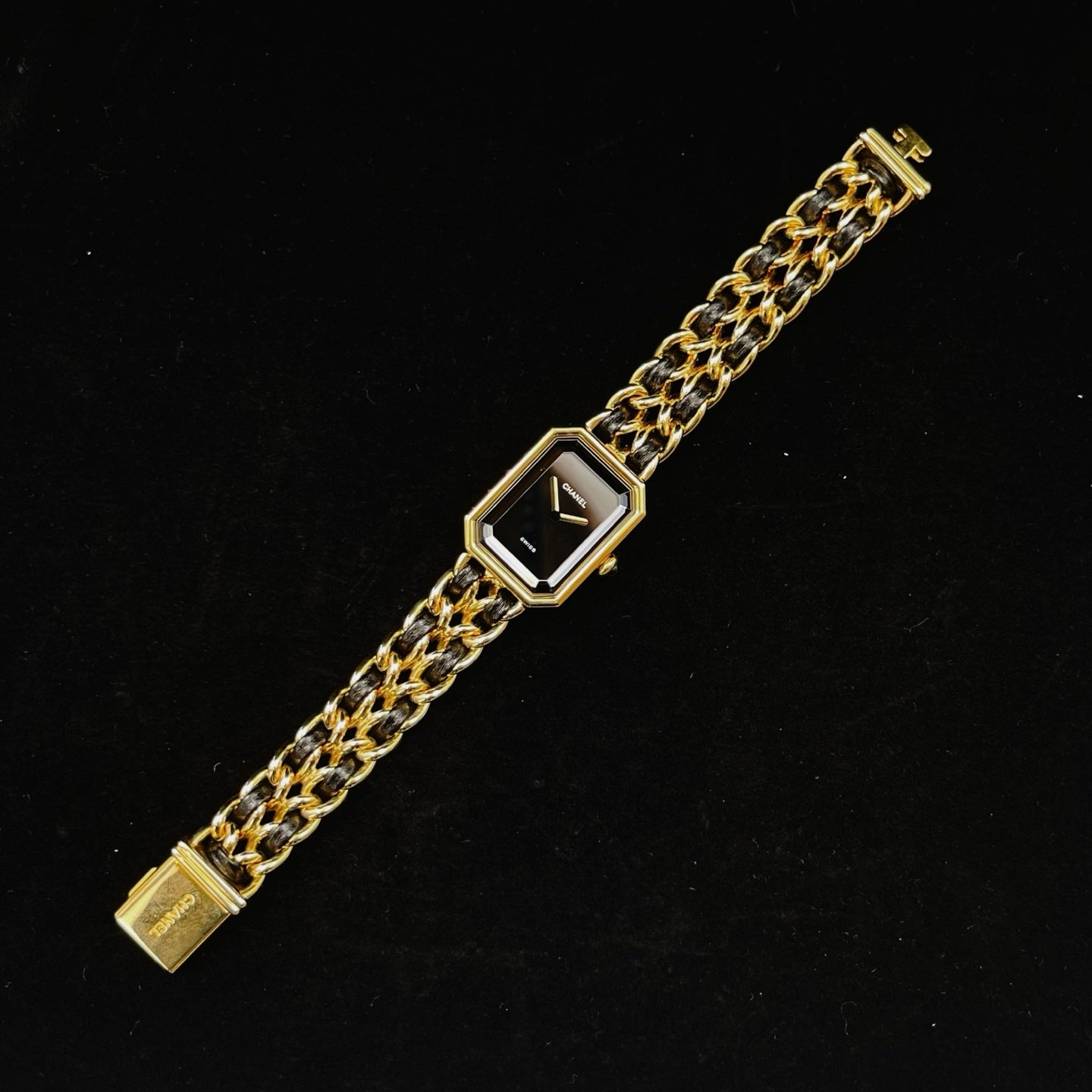 Chanel Première Black Dial Gold Chain Watch M Size [Used]