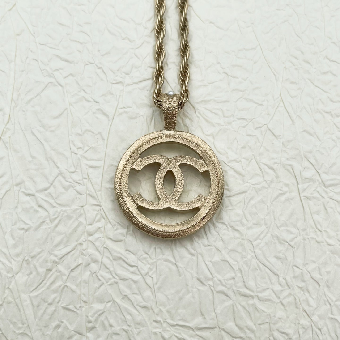 Chanel CC Pearl Pendant Necklace [Used]