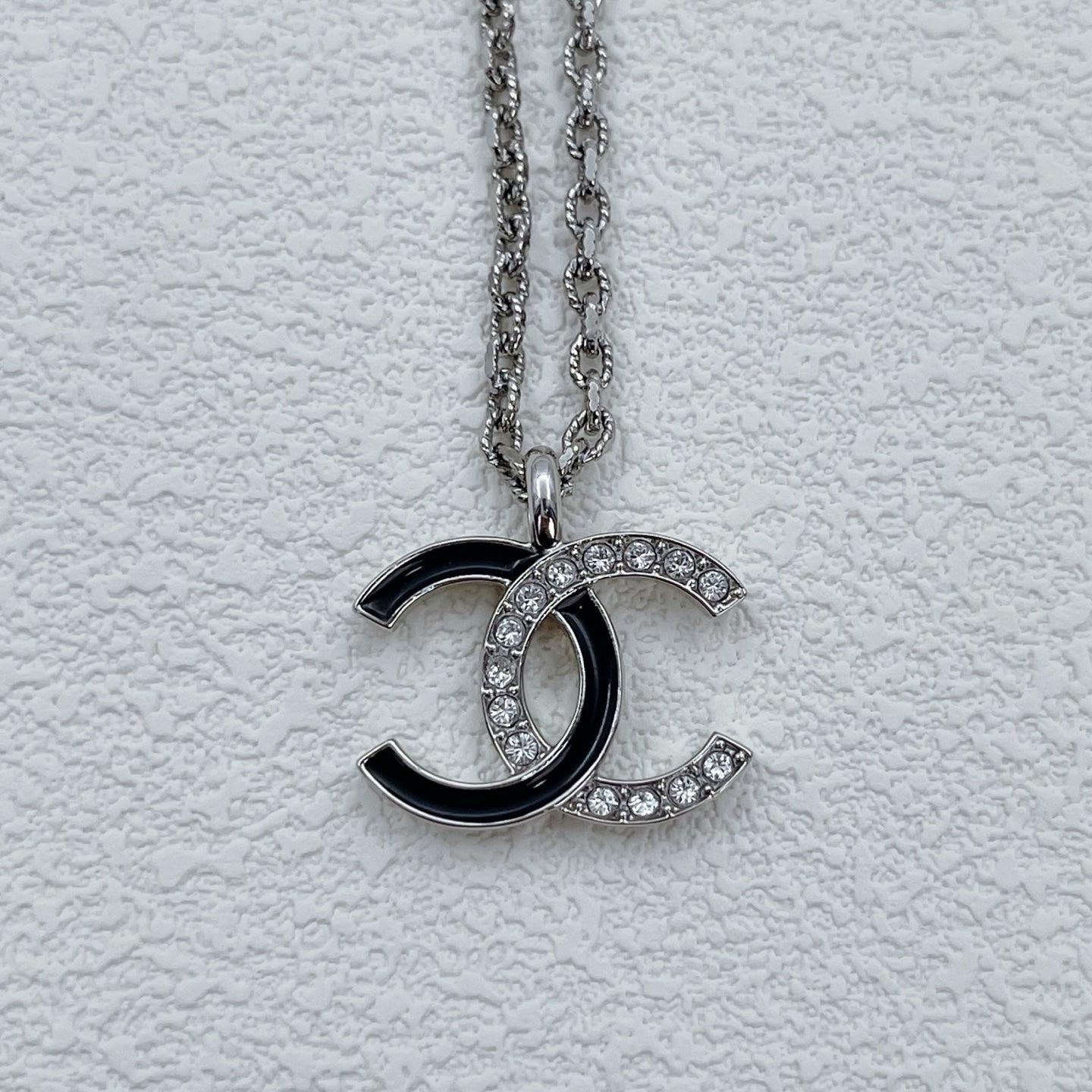 Chanel Black Silver Rhinestone CC Necklace [Used]