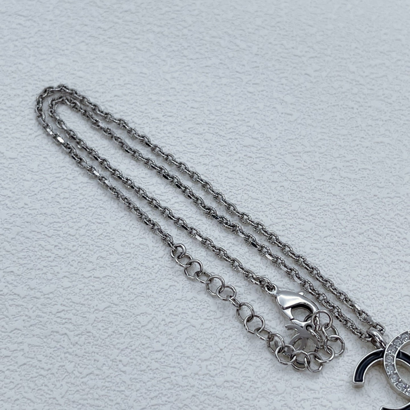 Chanel Black Silver Rhinestone CC Necklace [Used]