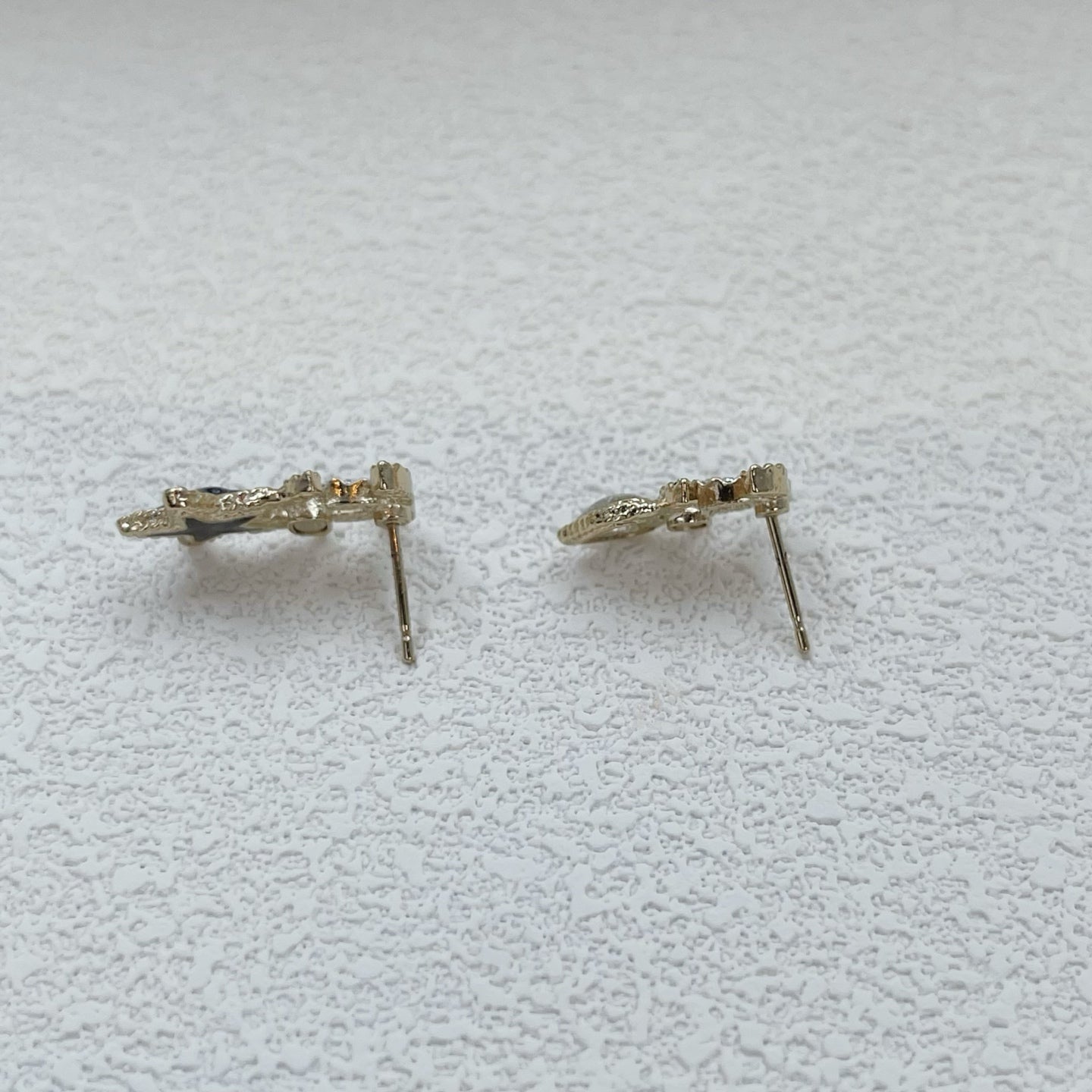 Chanel Black CC Star Hear Earrings [Used]