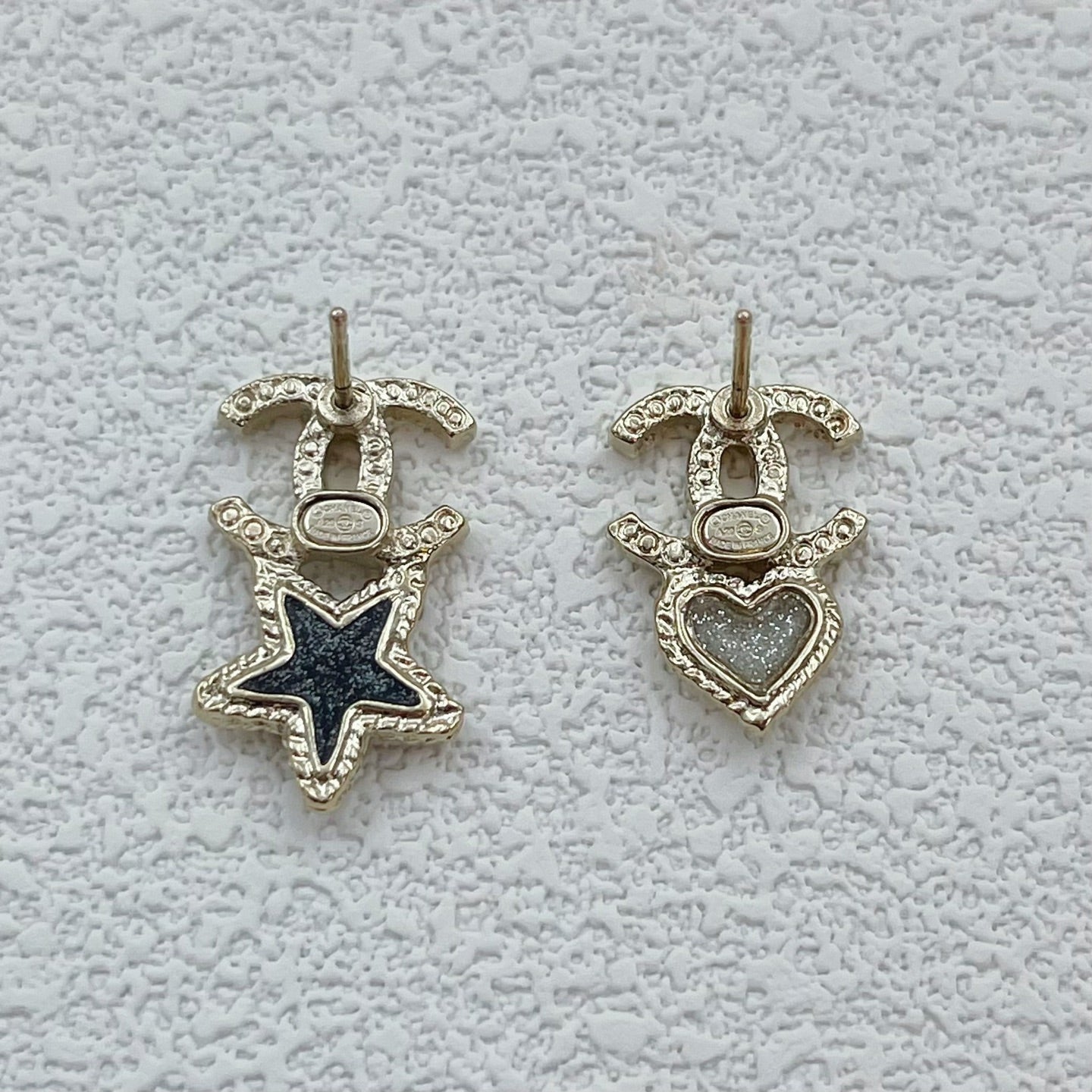 Chanel Black CC Star Hear Earrings [Used]