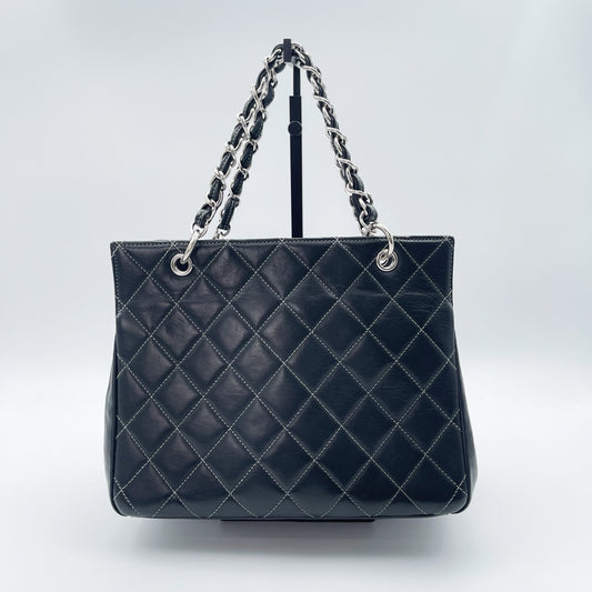 Chanel Black Lambskin Silver Hardware Quilted Shoulder Tote Bag [Used]
