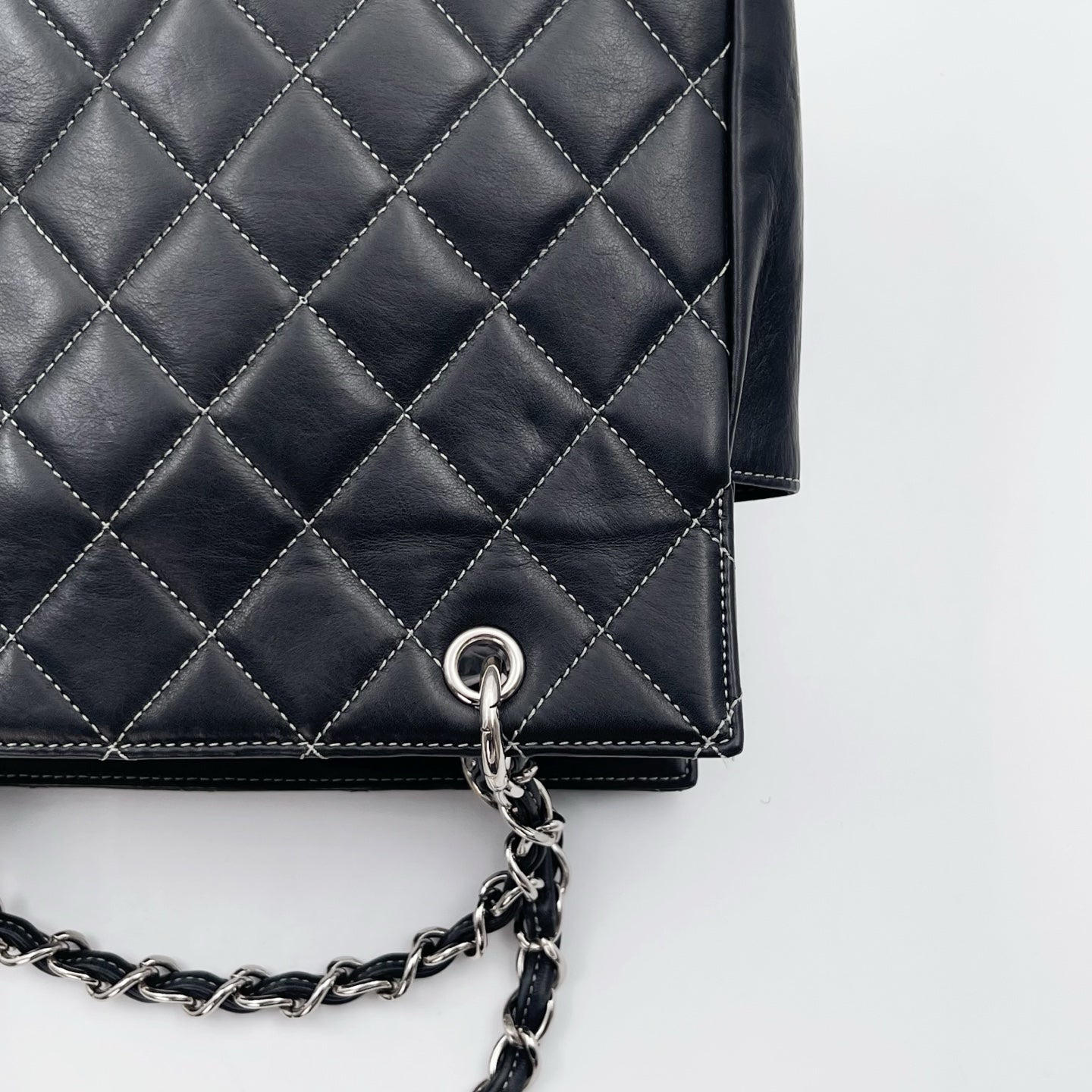 Chanel Black Lambskin Silver Hardware Quilted Shoulder Tote Bag [Used]