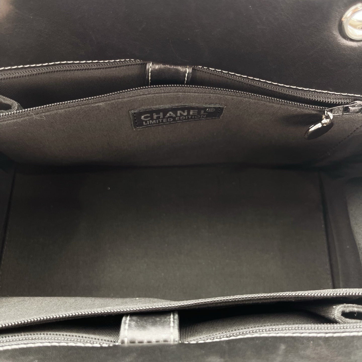 Chanel Black Lambskin Silver Hardware Quilted Shoulder Tote Bag [Used]