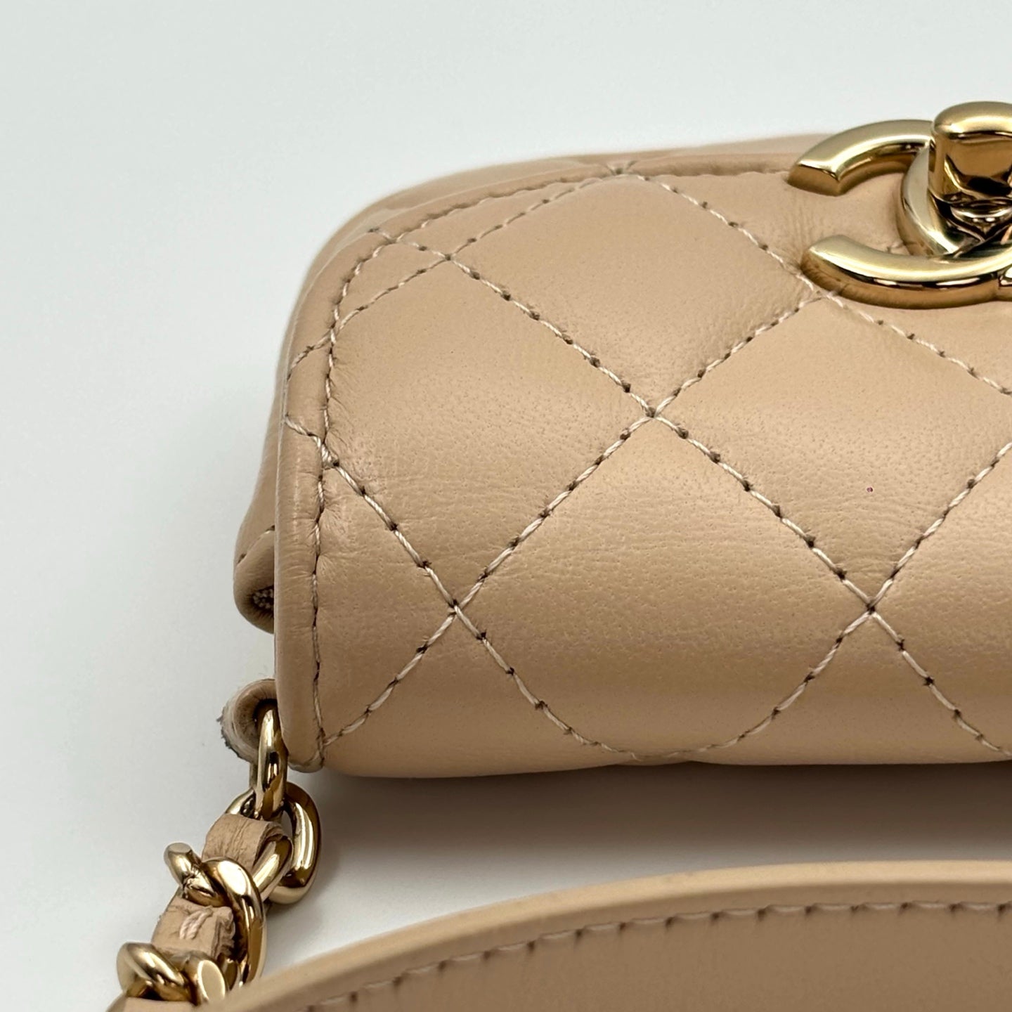 Chanel Beige Lambskin Quilted Waist Bag With Coin Purse [Used]