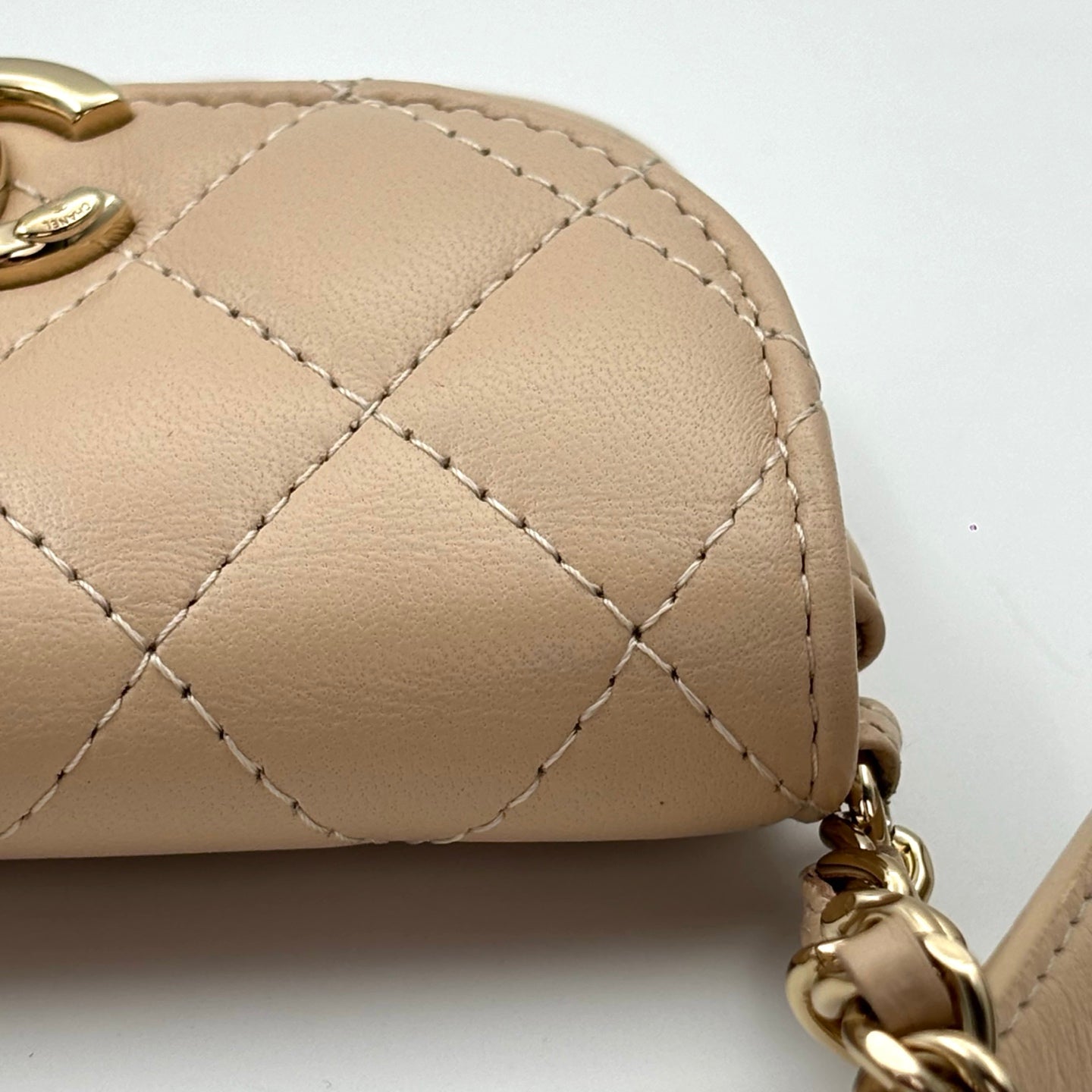 Chanel Beige Lambskin Quilted Waist Bag With Coin Purse [Used]
