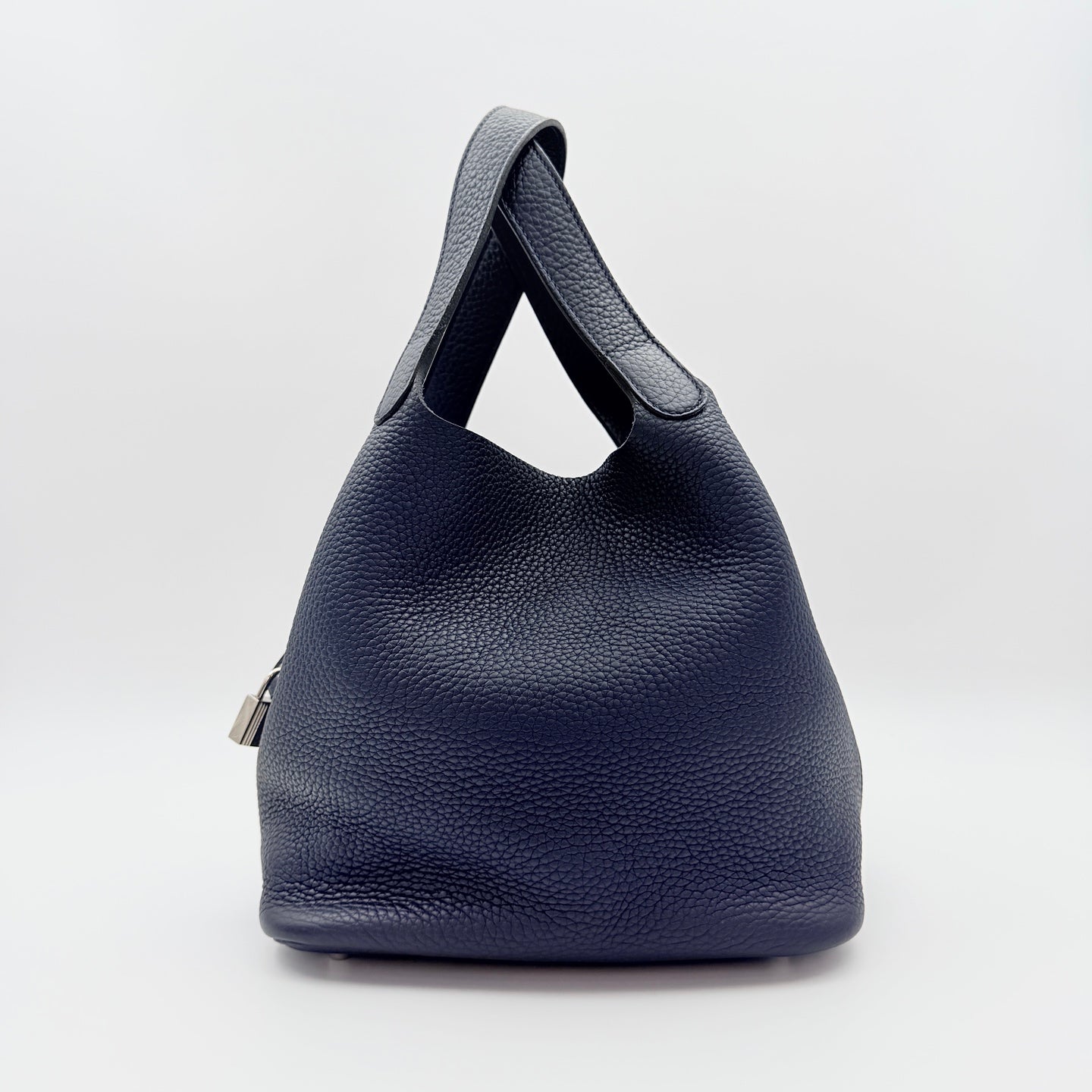 Hermès Picotin 22 in Bleu Nuit Clemence Leather [Used]