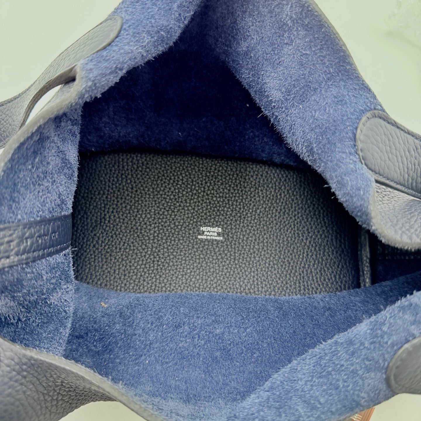 Hermès Picotin 22 in Bleu Nuit Clemence Leather [Used]