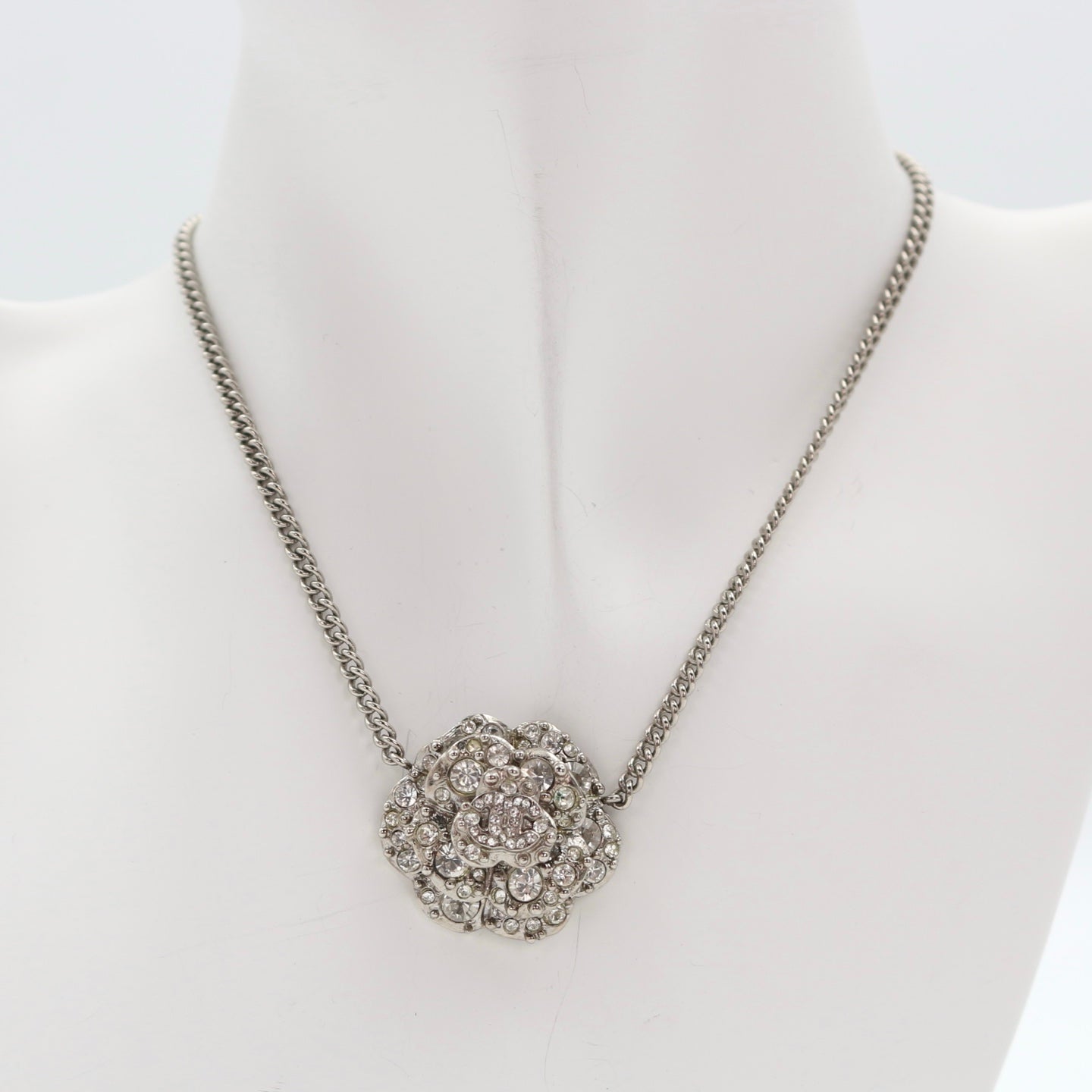 Chanel Camellia Flower Necklace [Used]