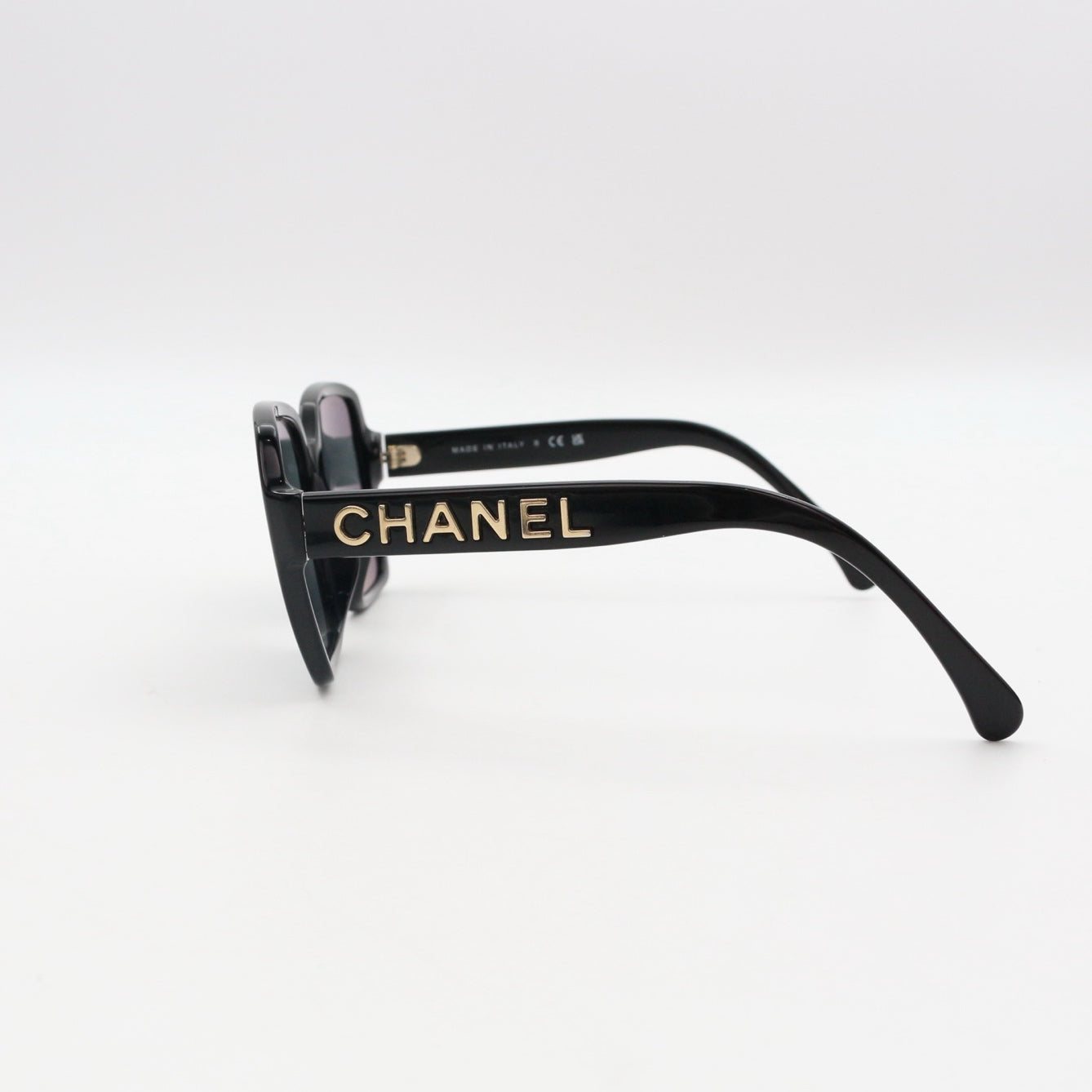 CHANEL Black Gold Logo Square Frame Sunglasses [Used]